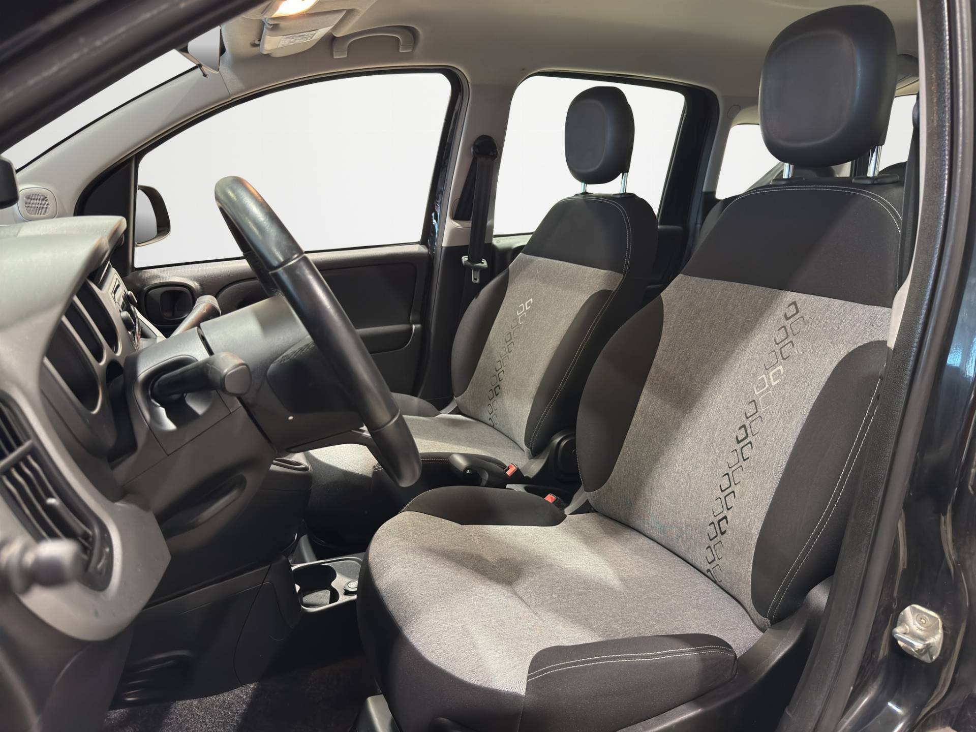 Auto Venduta - FIAT Panda Panda 1.2 Lounge 69cv usata in pronta consegna - Brandini