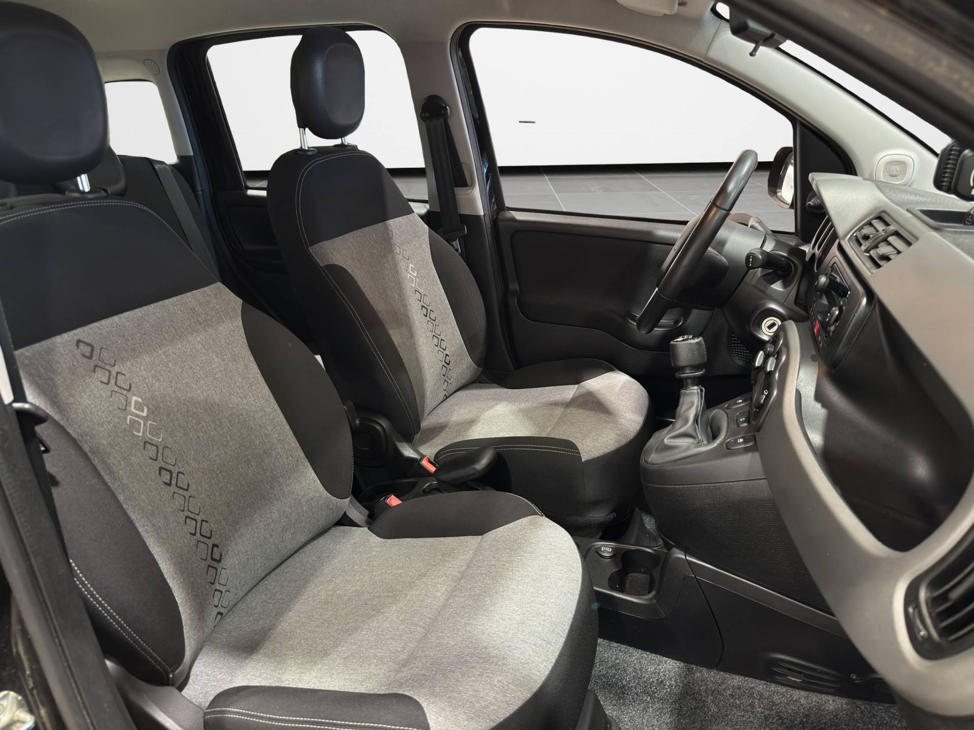 Auto Venduta - FIAT Panda Panda 1.2 Lounge 69cv usata in pronta consegna - Brandini