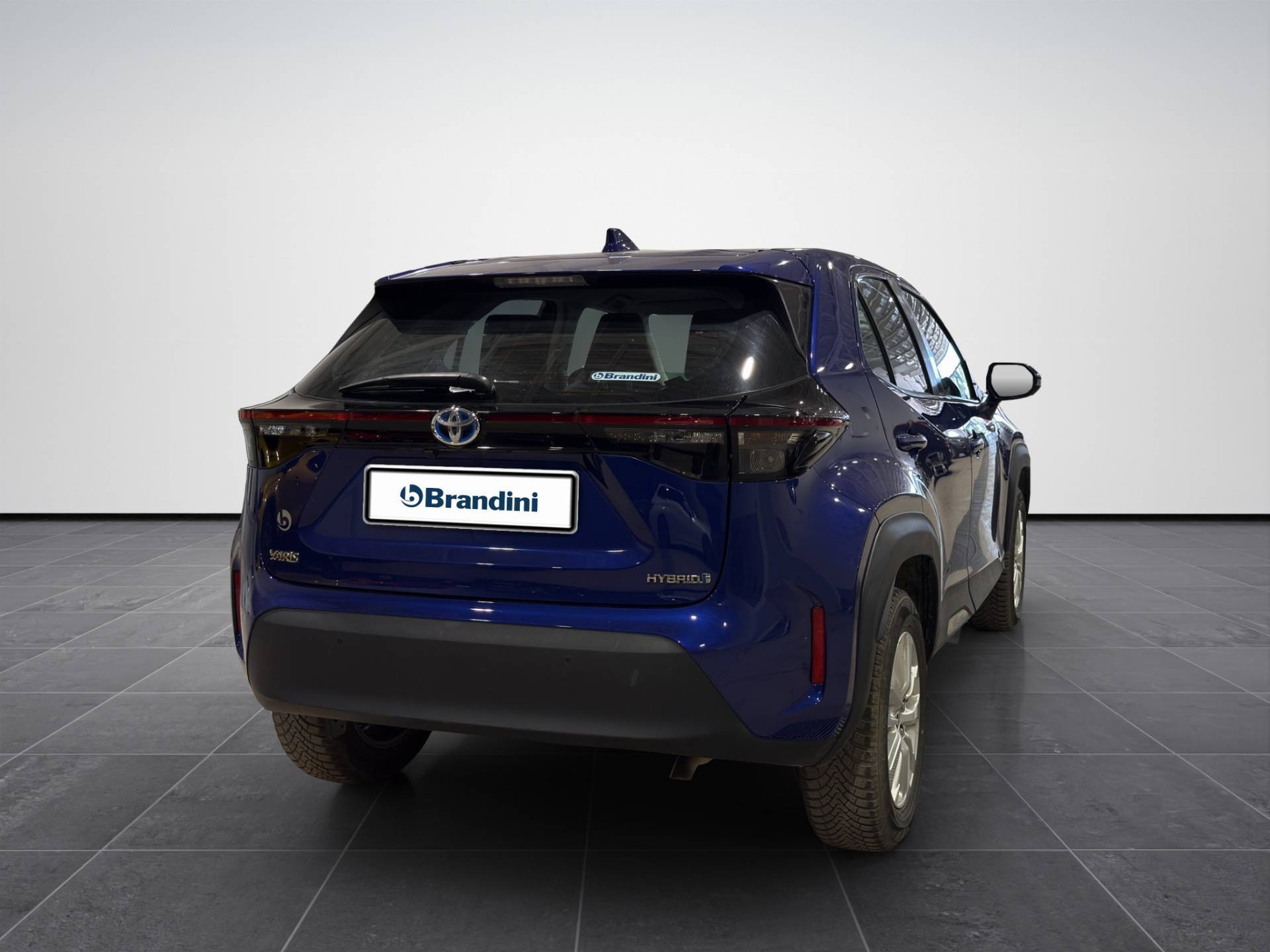 TOYOTA Yaris Cross Yaris Cross 1.5h Business fwd 116cv e-cvt usata in pronta consegna - Brandini