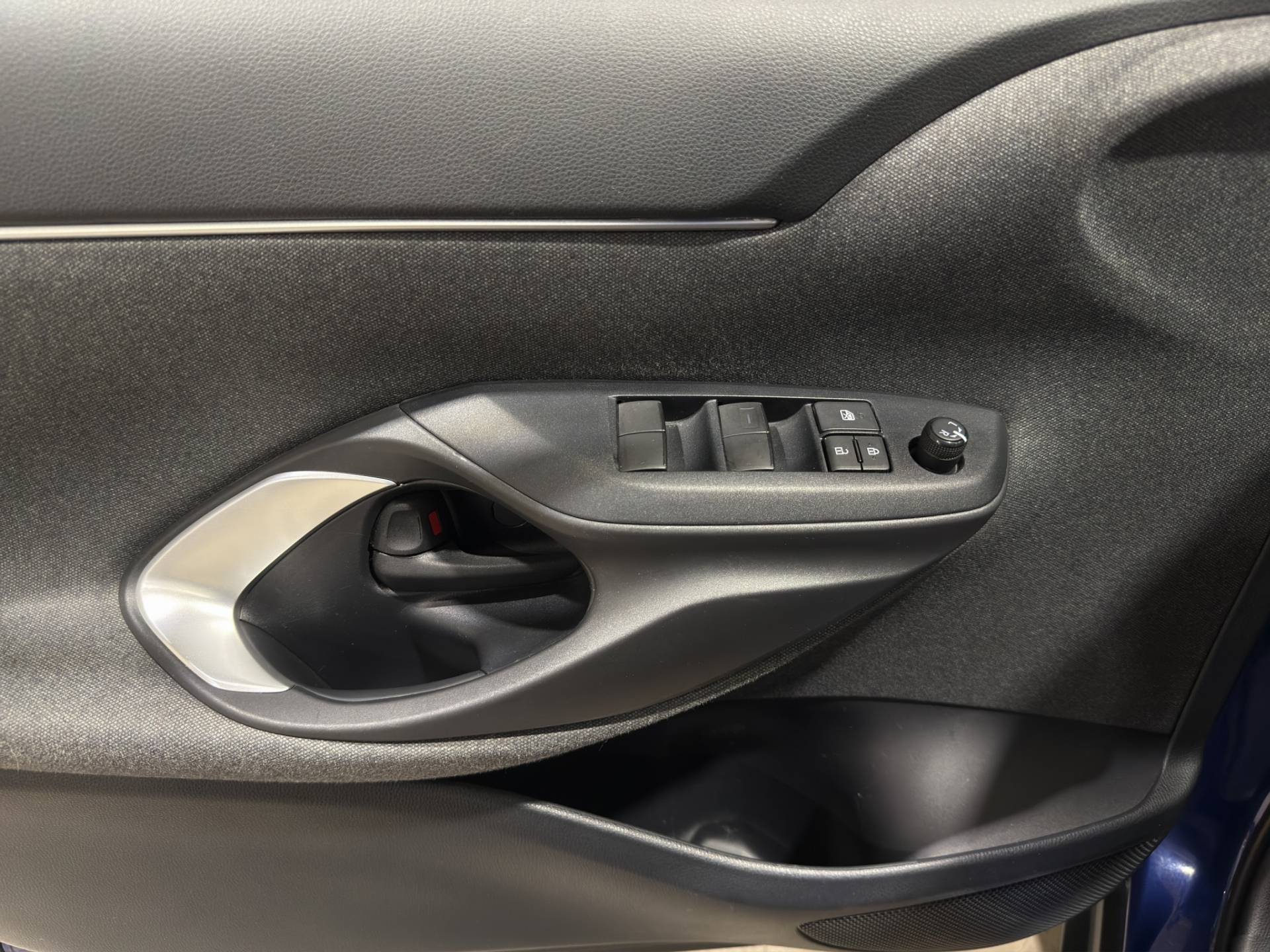 TOYOTA Yaris Cross Yaris Cross 1.5h Business fwd 116cv e-cvt usata in pronta consegna - Brandini