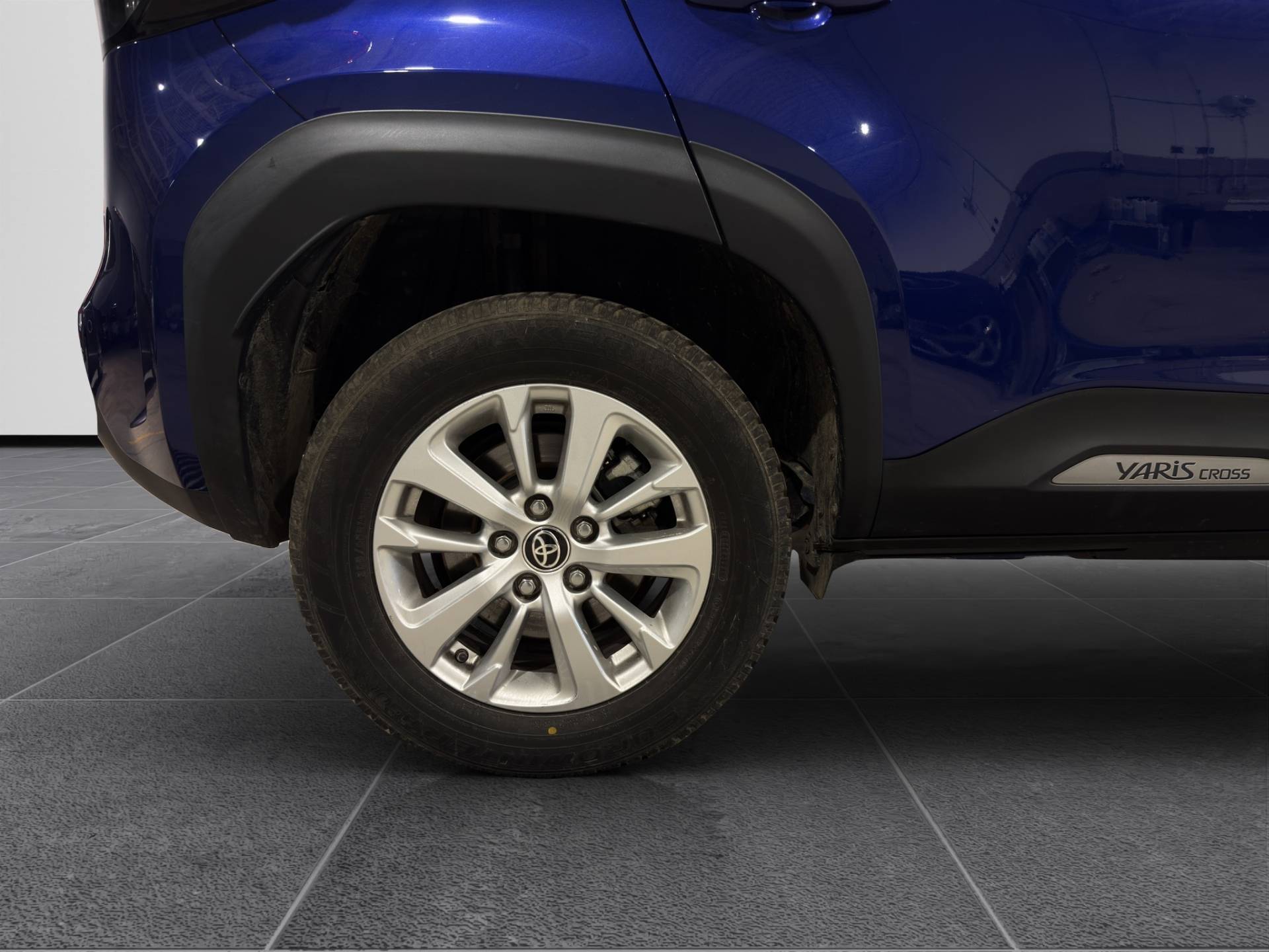 TOYOTA Yaris Cross Yaris Cross 1.5h Business fwd 116cv e-cvt usata in pronta consegna - Brandini