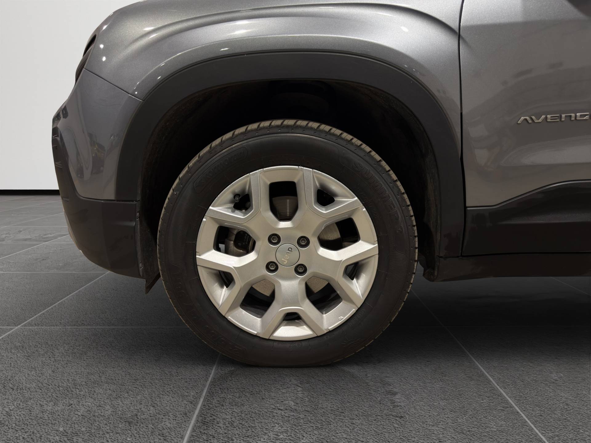 Auto Venduta - JEEP Avenger Avenger 1.2 turbo e-hybrid Altitude fwd 100cv edct6 usata in pronta consegna - Brandini