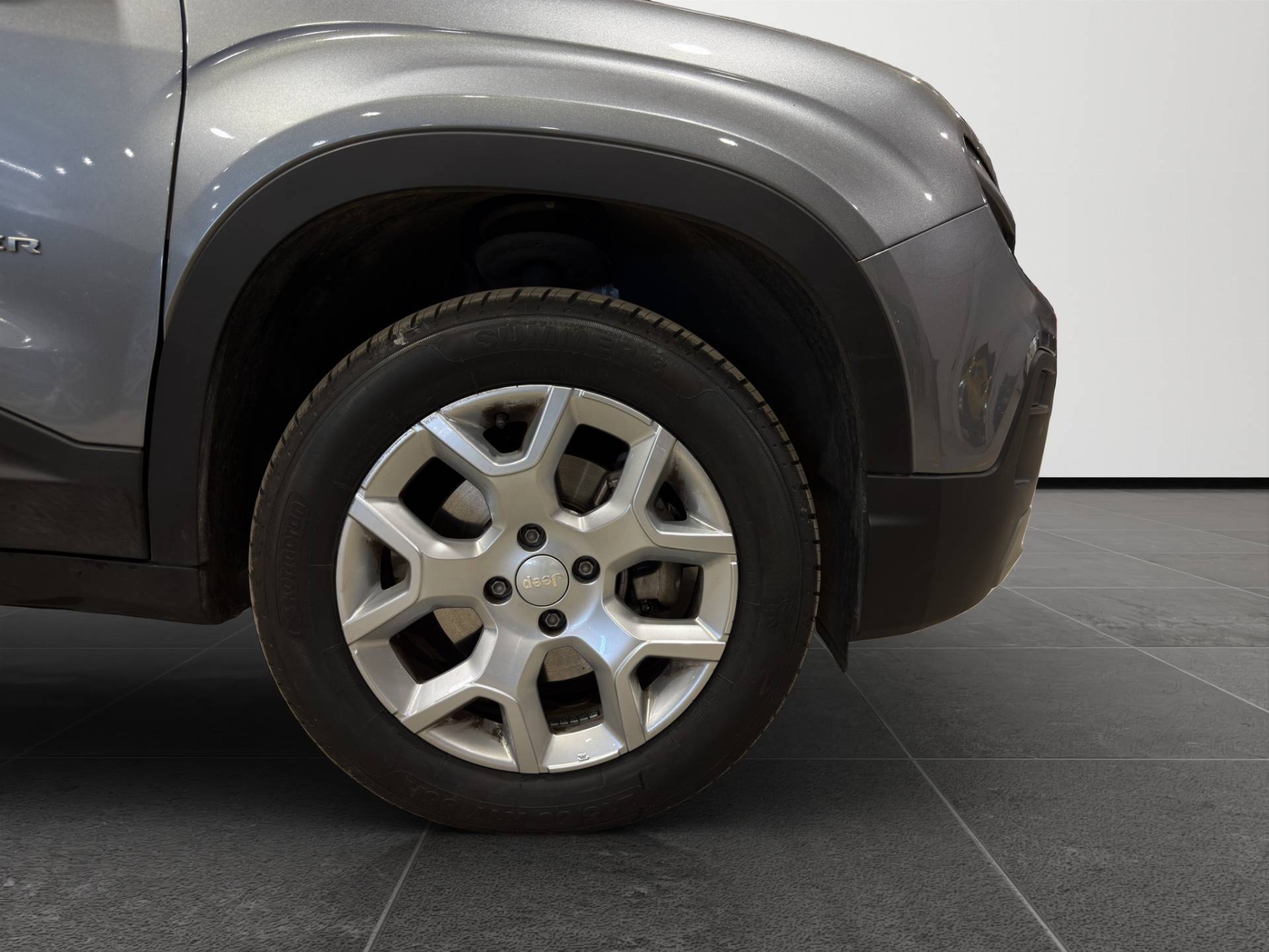 Auto Venduta - JEEP Avenger Avenger 1.2 turbo e-hybrid Altitude fwd 100cv edct6 usata in pronta consegna - Brandini