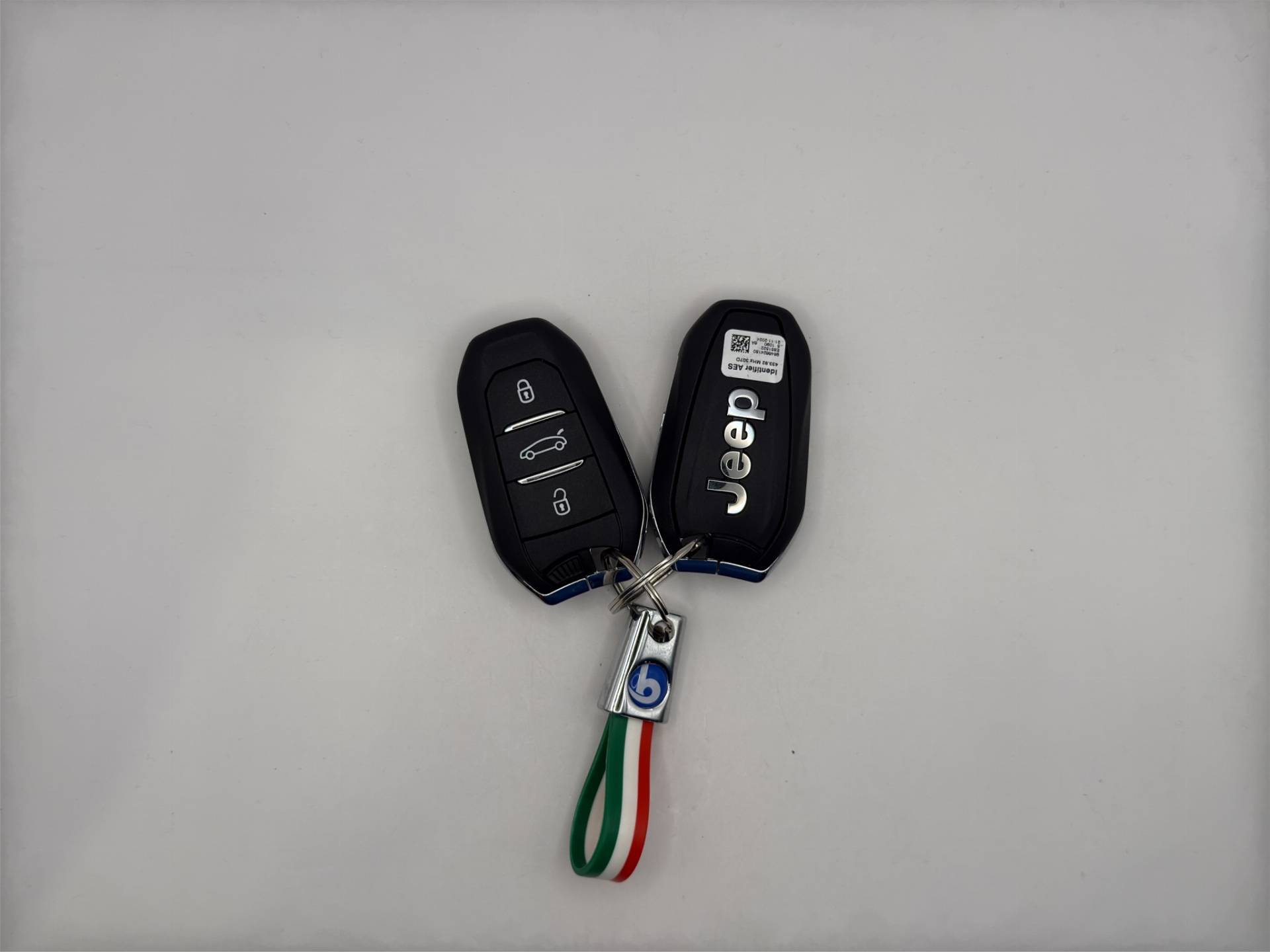 Auto Venduta - JEEP Avenger Avenger 1.2 turbo e-hybrid Altitude fwd 100cv edct6 usata in pronta consegna - Brandini