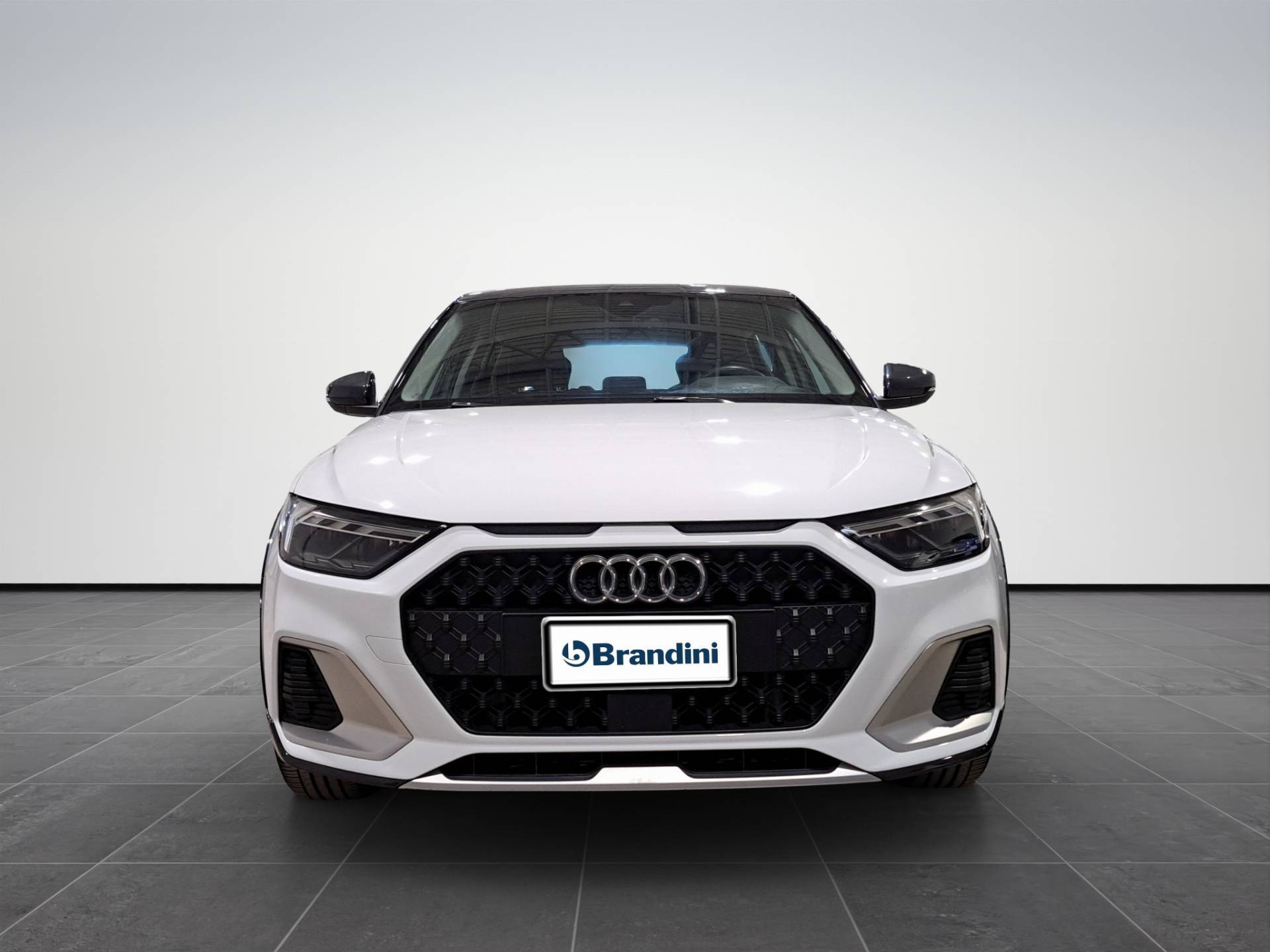 AUDI A1 A1 Citycarver 30 1.0 tfsi Identity Contrast 116cv s-tronic usata in pronta consegna - Brandini