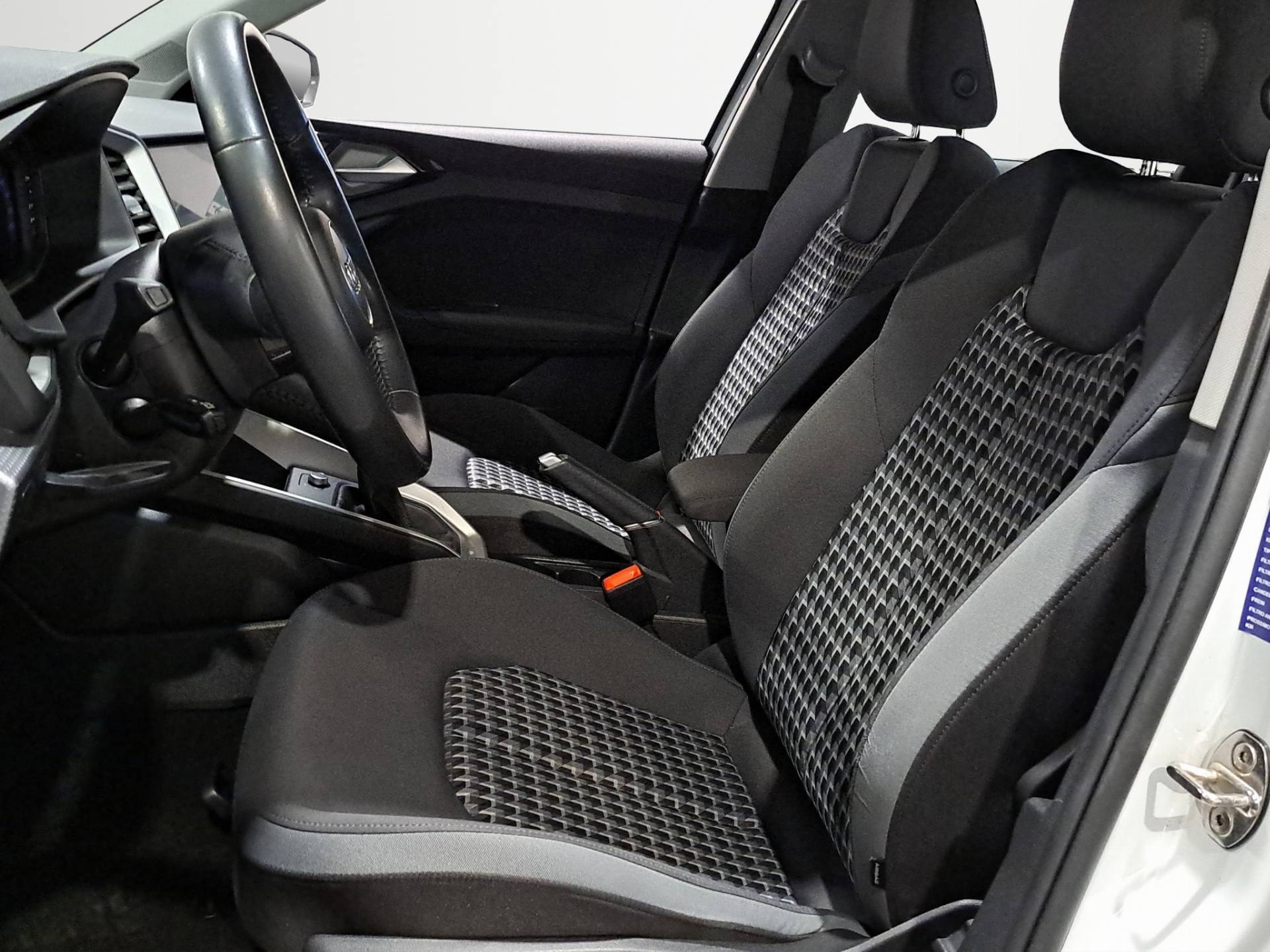 AUDI A1 A1 Citycarver 30 1.0 tfsi Identity Contrast 116cv s-tronic usata in pronta consegna - Brandini