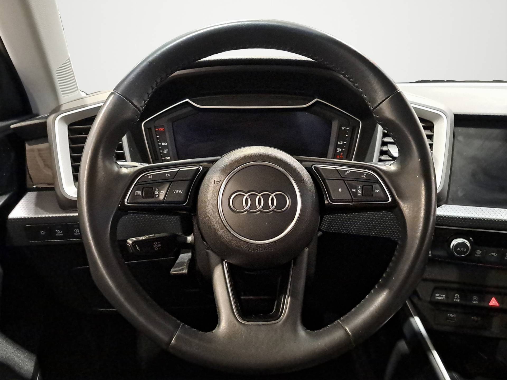 AUDI A1 A1 Citycarver 30 1.0 tfsi Identity Contrast 116cv s-tronic usata in pronta consegna - Brandini