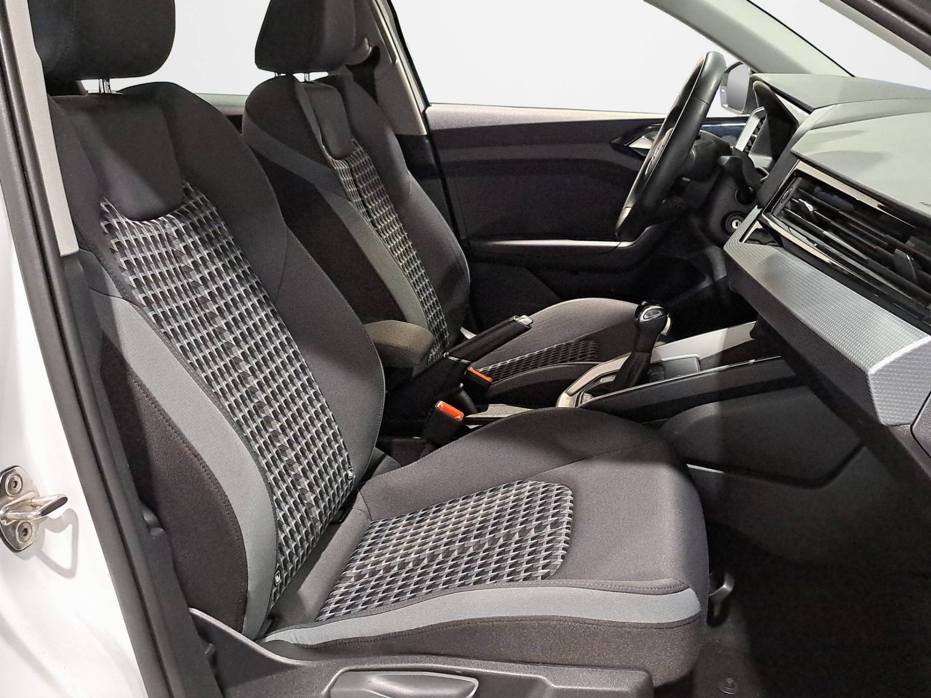 AUDI A1 A1 Citycarver 30 1.0 tfsi Identity Contrast 116cv s-tronic usata in pronta consegna - Brandini