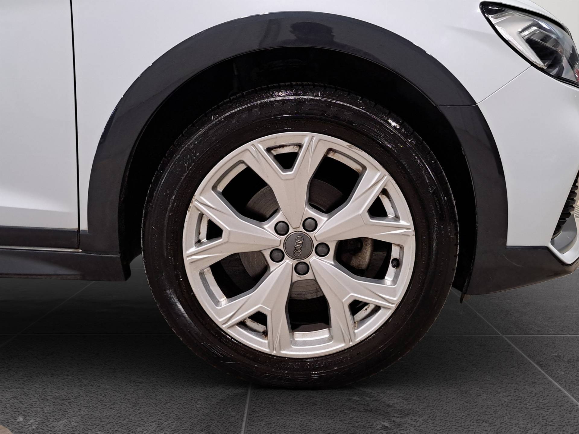 AUDI A1 A1 Citycarver 30 1.0 tfsi Identity Contrast 116cv s-tronic usata in pronta consegna - Brandini