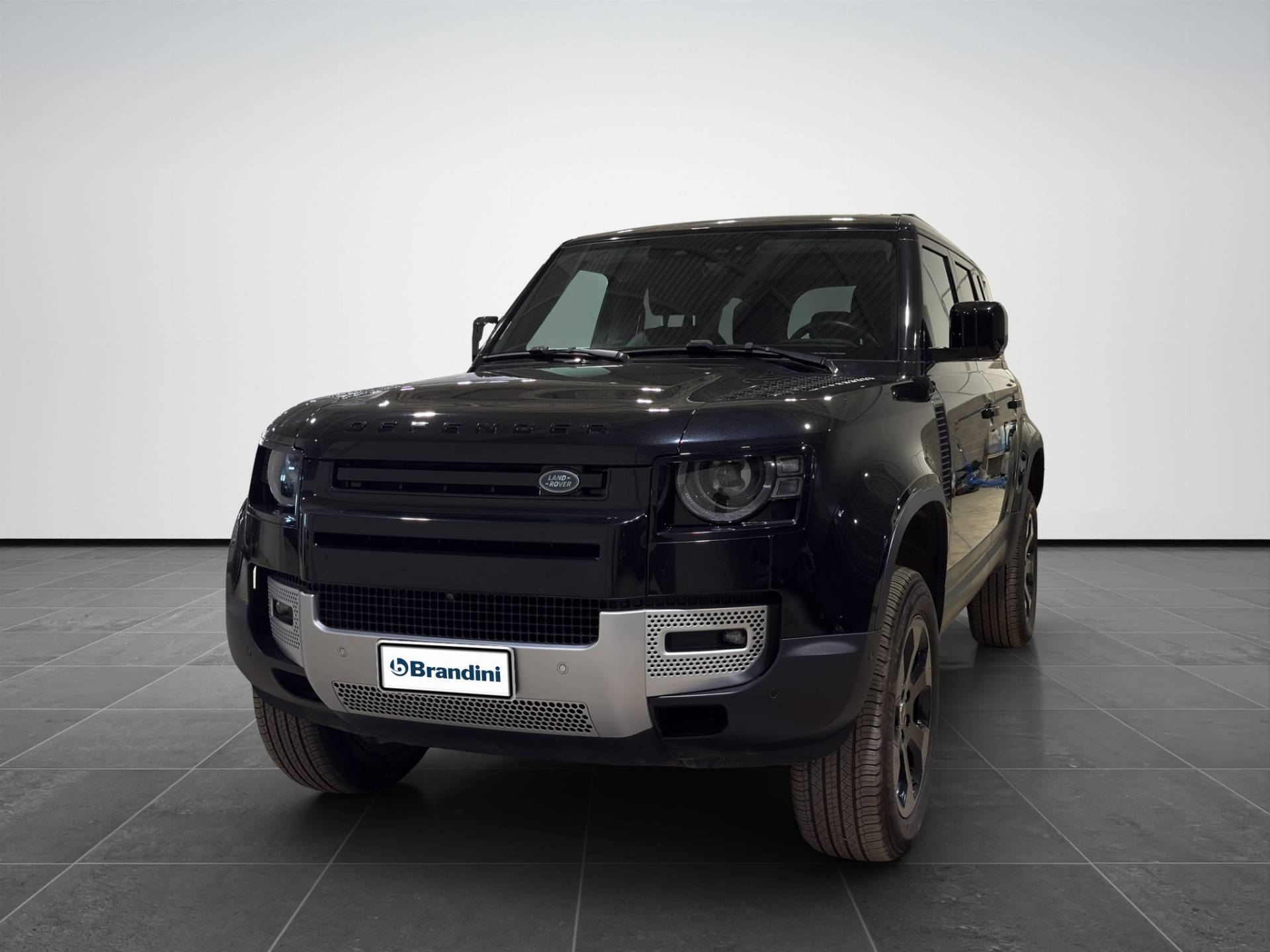 LAND ROVER Defender Defender 110 3.0d i6 mhev SE awd 250cv auto usata in pronta consegna - Brandini