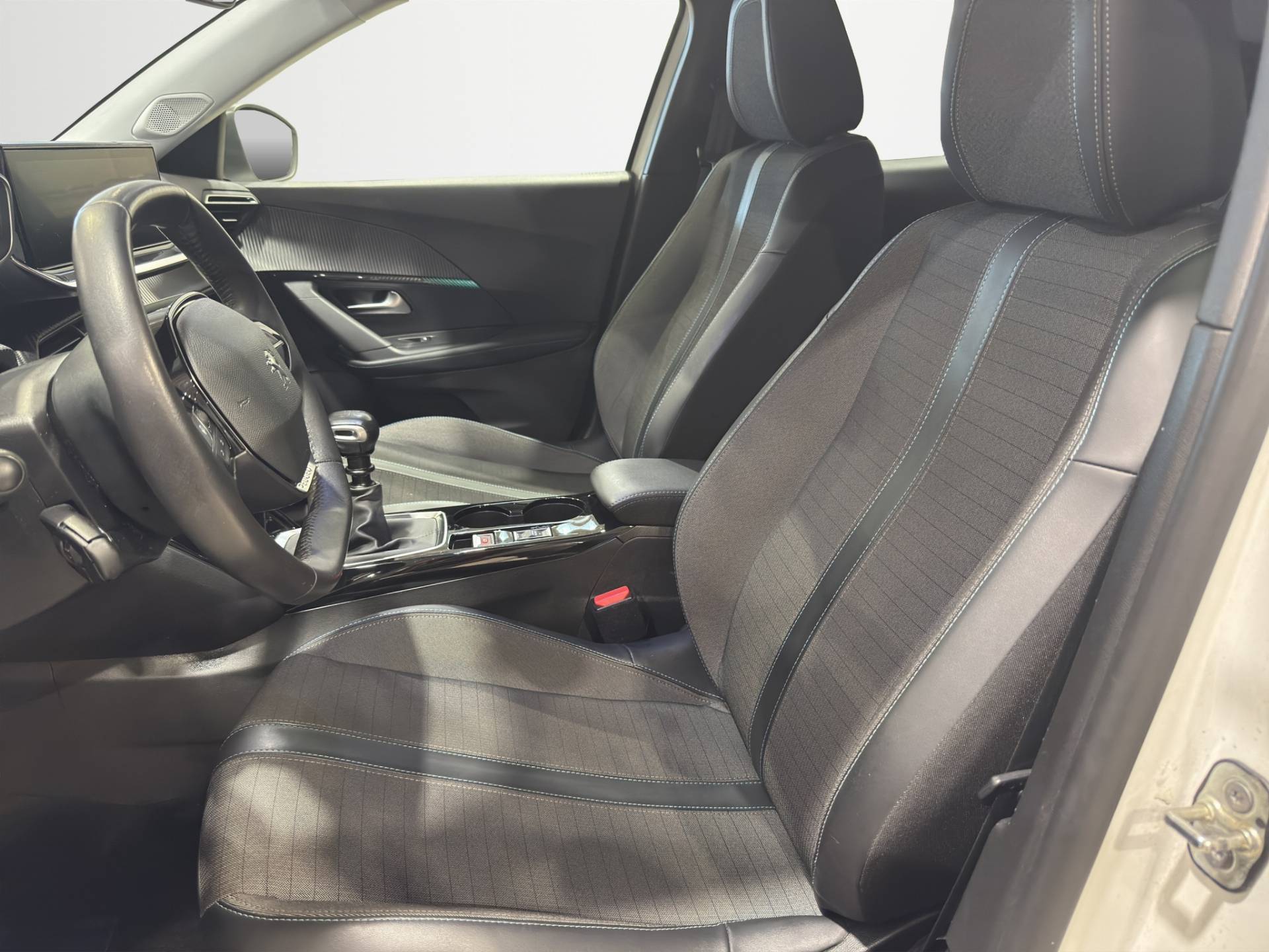 Auto Venduta - PEUGEOT 2008 2008 1.2 puretech Allure Pack s&s 130cv usata in pronta consegna - Brandini