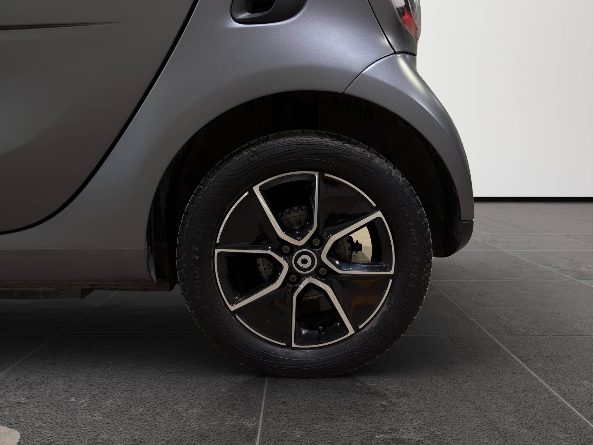 Auto Venduta - SMART Fortwo Fortwo eq Passion 22kW usata in pronta consegna - Brandini