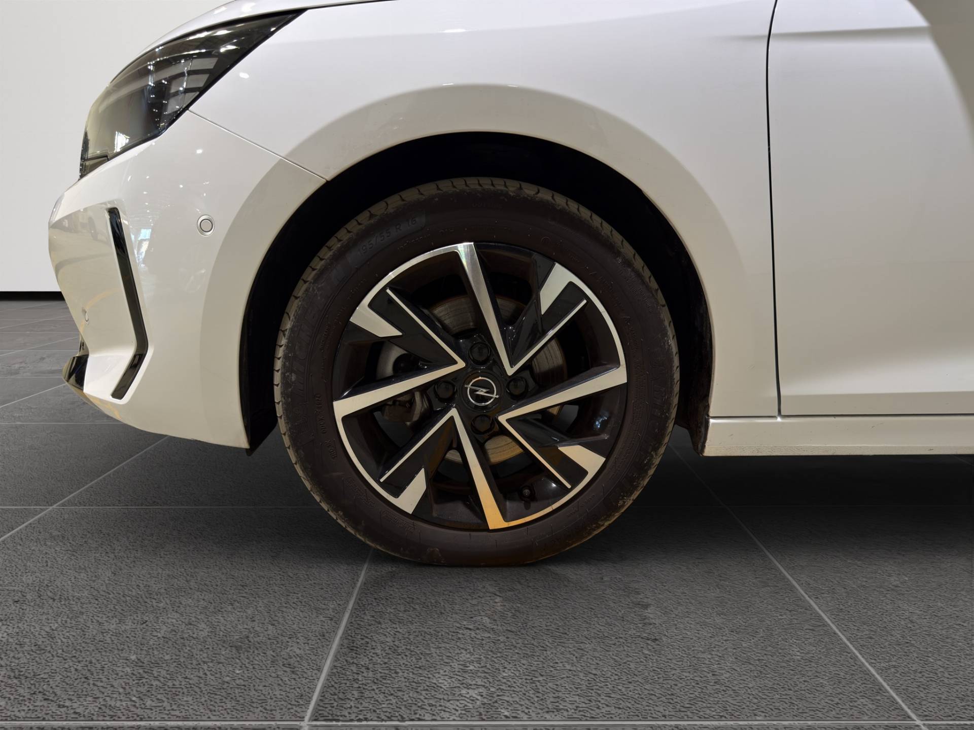 Auto Venduta - OPEL Corsa Corsa 1.2 hybrid GS 100cv dct6 usata in pronta consegna - Brandini