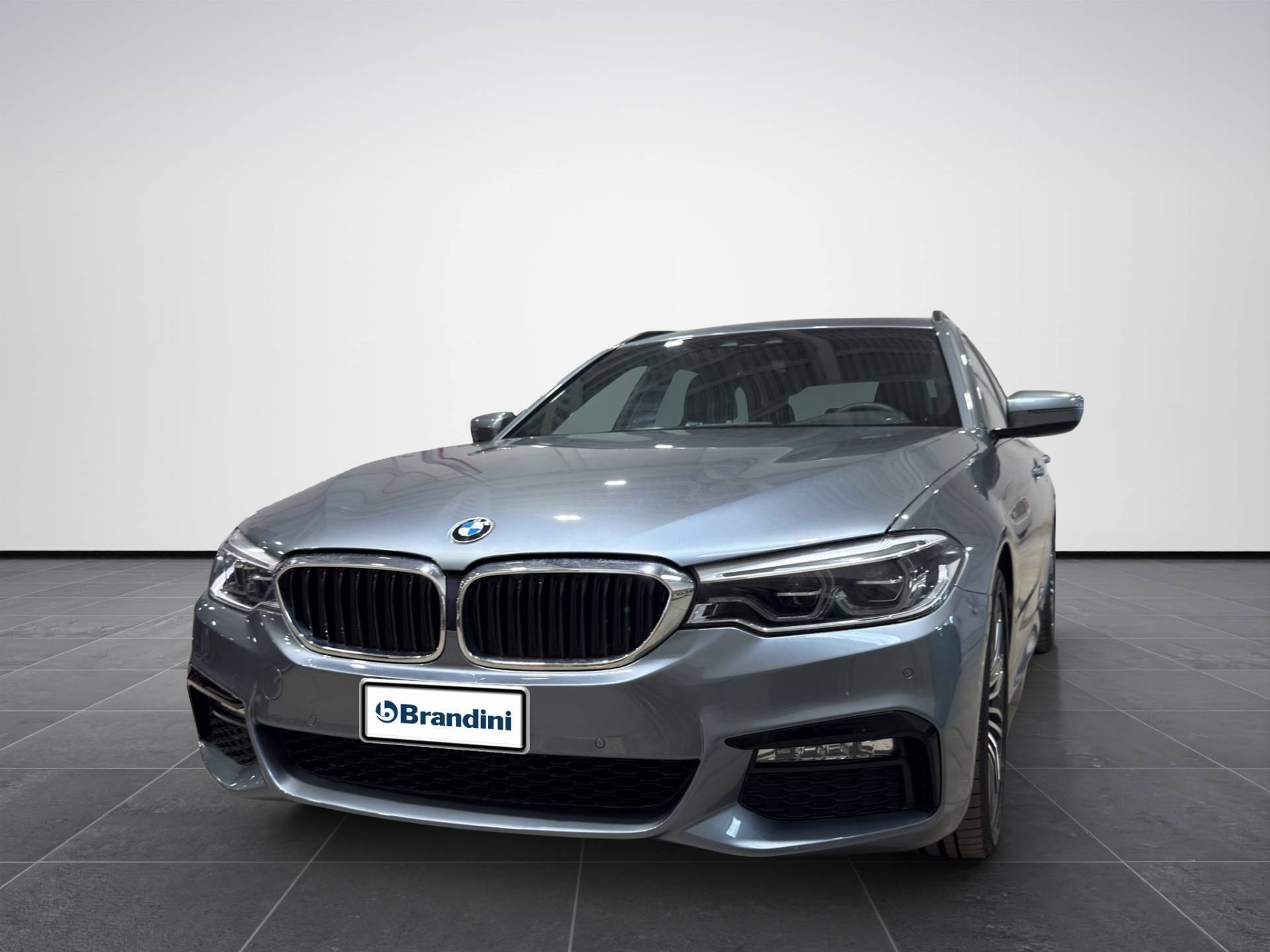 BMW Serie 5 Touring 520d Touring Msport auto usata in pronta consegna - Brandini