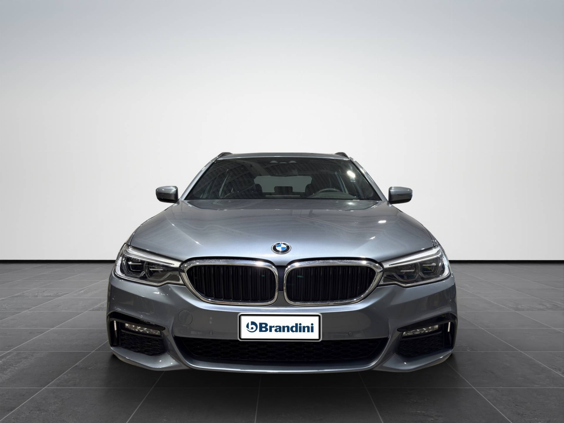 BMW Serie 5 Touring 520d Touring Msport auto usata in pronta consegna - Brandini
