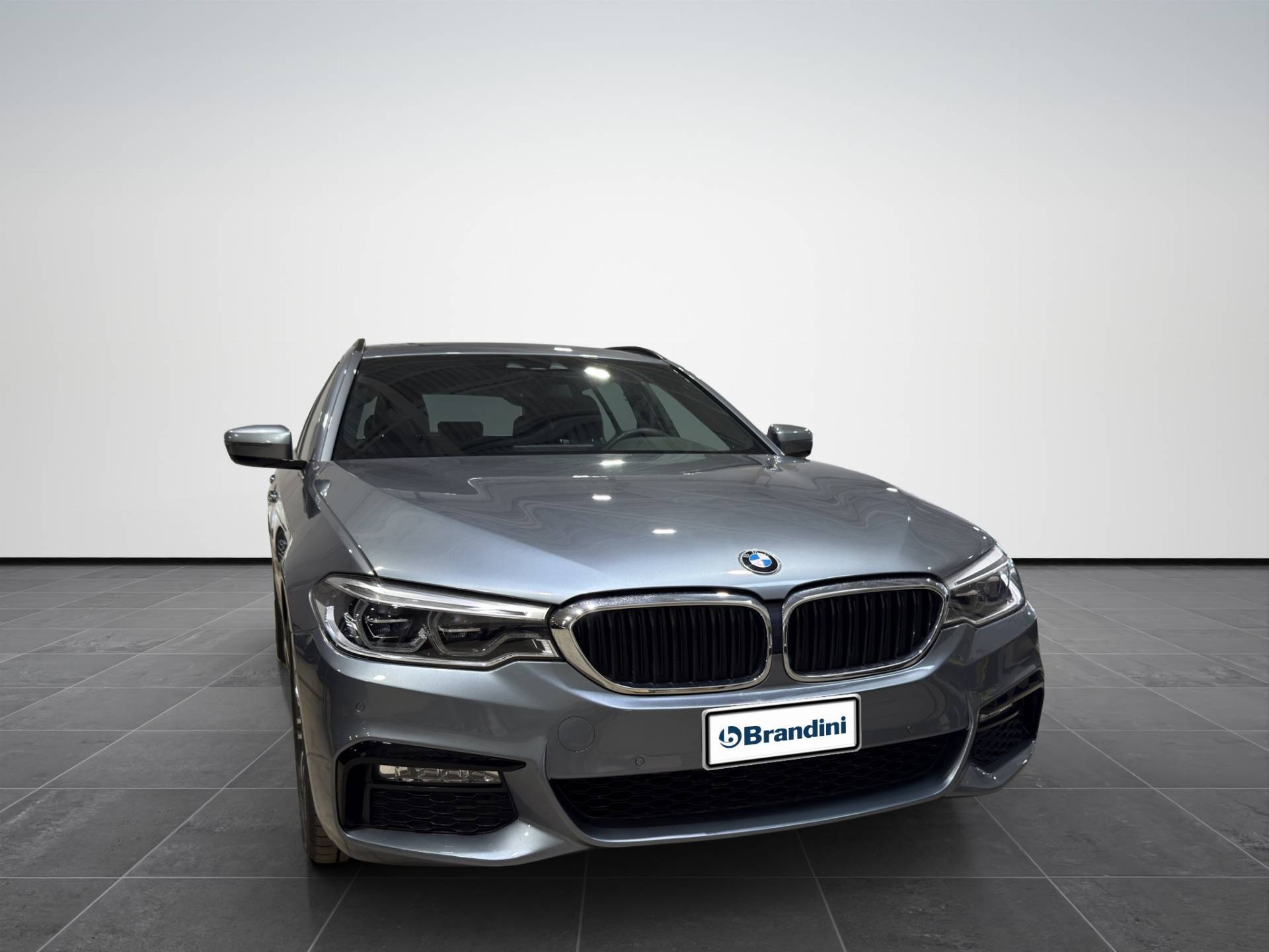 BMW Serie 5 Touring 520d Touring Msport auto usata in pronta consegna - Brandini