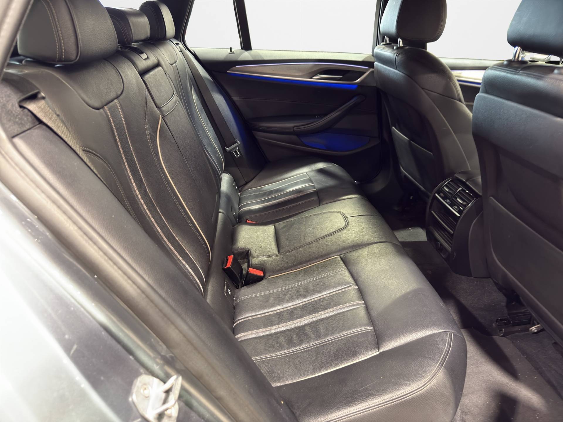 BMW Serie 5 Touring 520d Touring Msport auto usata in pronta consegna - Brandini