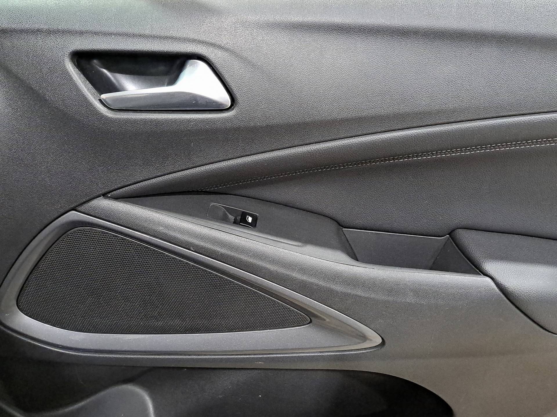 OPEL Crossland Crossland 1.5 ecotec Elegance 110cv usata in pronta consegna - Brandini