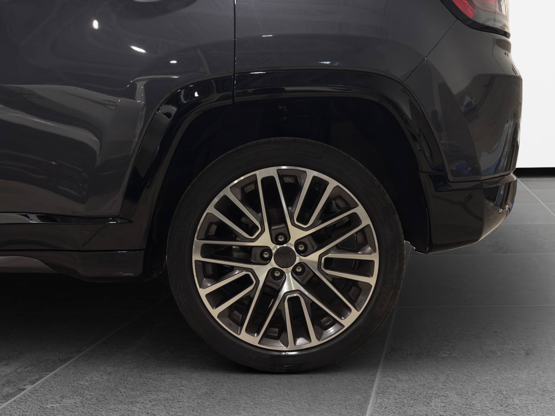 JEEP Compass Compass 1.5 turbo t4 mhev Summit 2wd 130cv dct usata in pronta consegna - Brandini