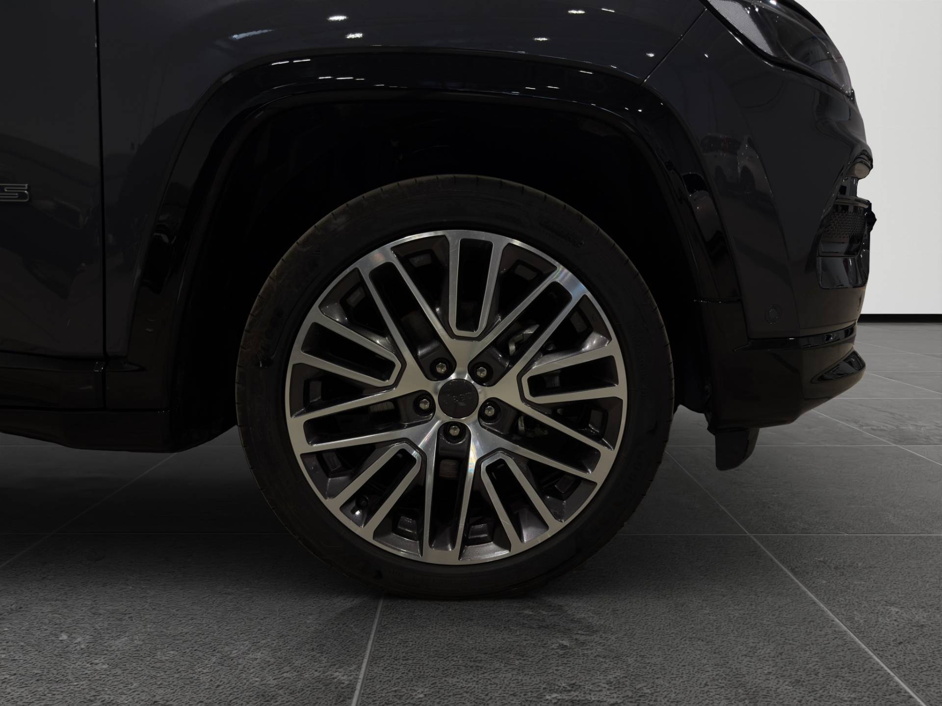 JEEP Compass Compass 1.5 turbo t4 mhev Summit 2wd 130cv dct usata in pronta consegna - Brandini