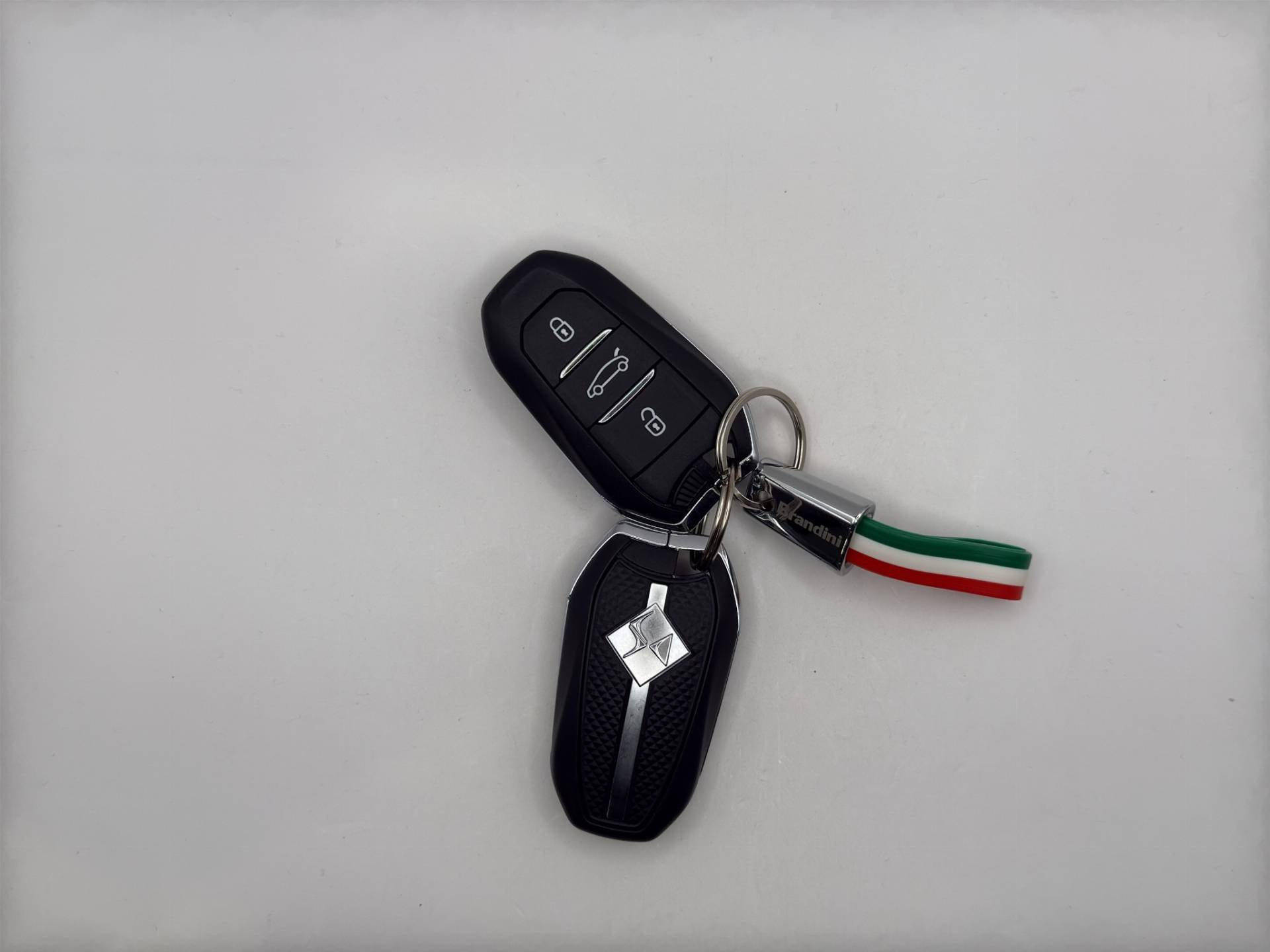 DS DS 7 DS7 Crossback 1.5 bluehdi Prestige 130cv auto usata in pronta consegna - Brandini