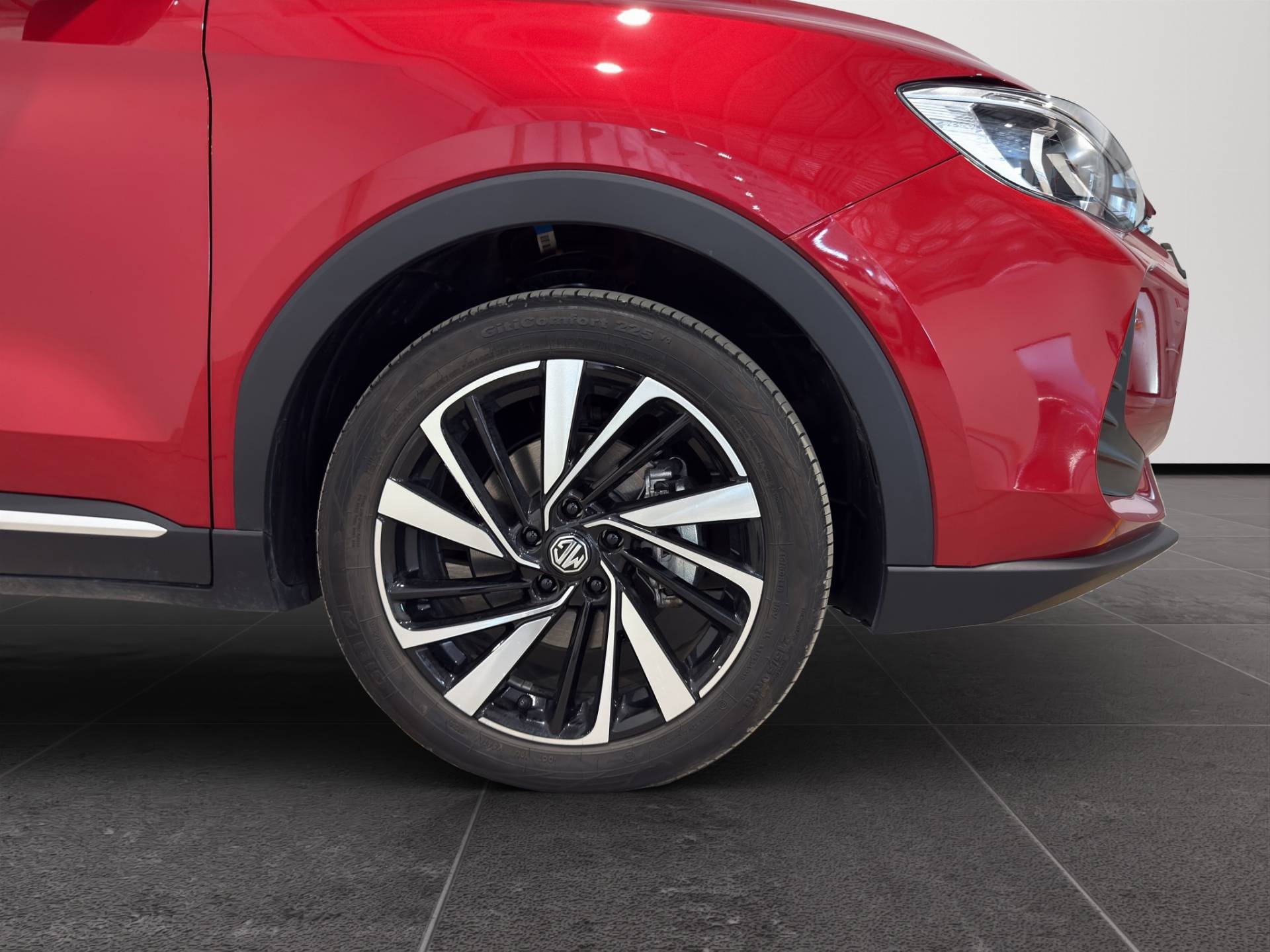 Auto Venduta - MG ZS ZS Hybrid+ 1.5 Luxury auto usata in pronta consegna - Brandini