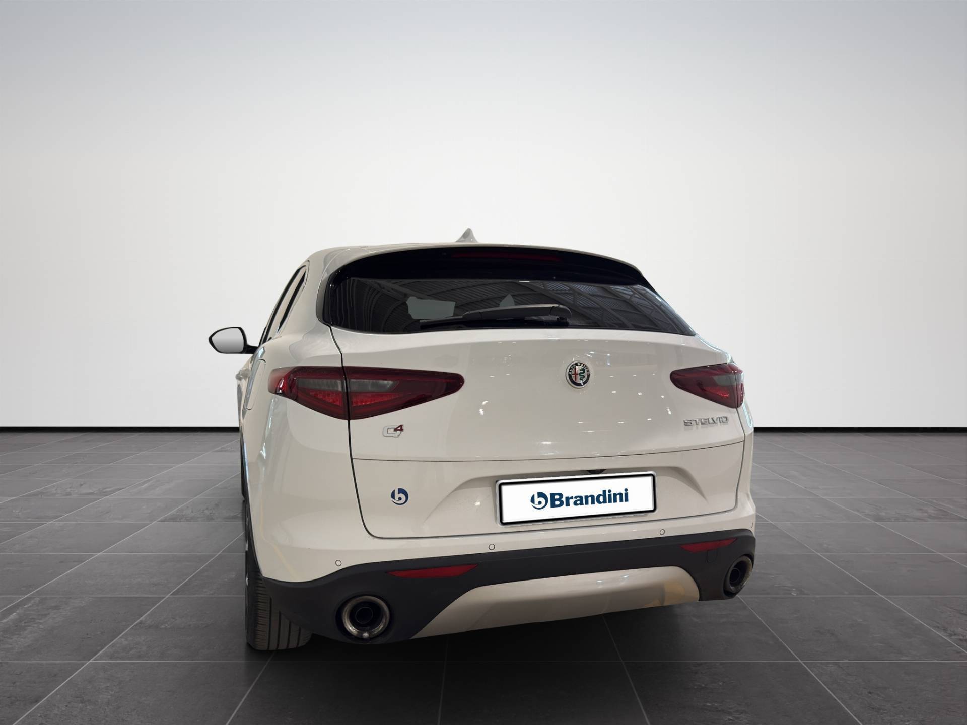 ALFA ROMEO Stelvio Stelvio 2.2 t Lusso Q4 210cv auto usata in pronta consegna - Brandini