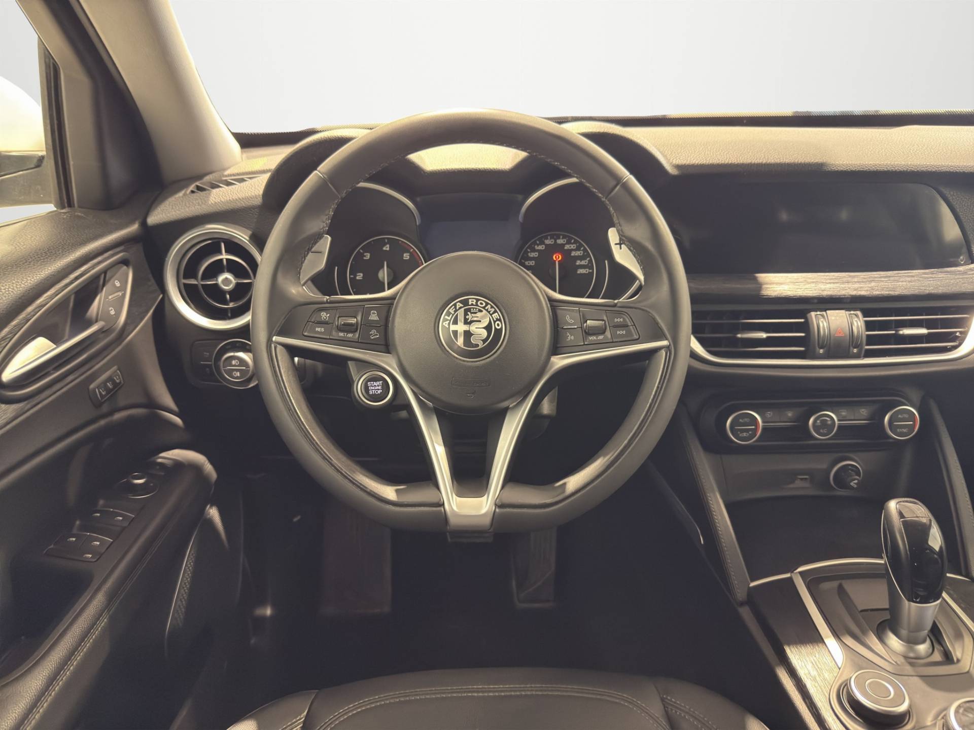 ALFA ROMEO Stelvio Stelvio 2.2 t Lusso Q4 210cv auto usata in pronta consegna - Brandini