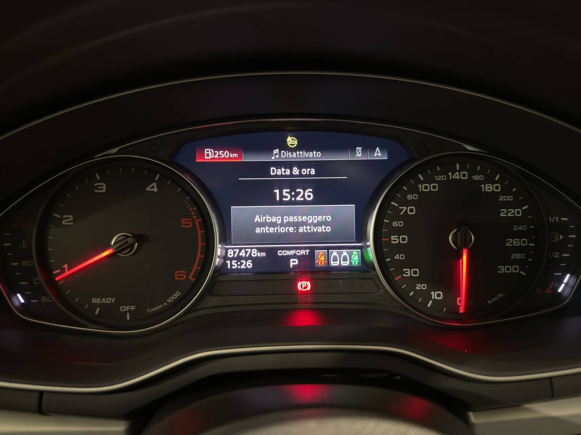 AUDI A4 A4 Avant 40 2.0 tdi mhev Business Advanced 204cv s-tronic usata in pronta consegna - Brandini