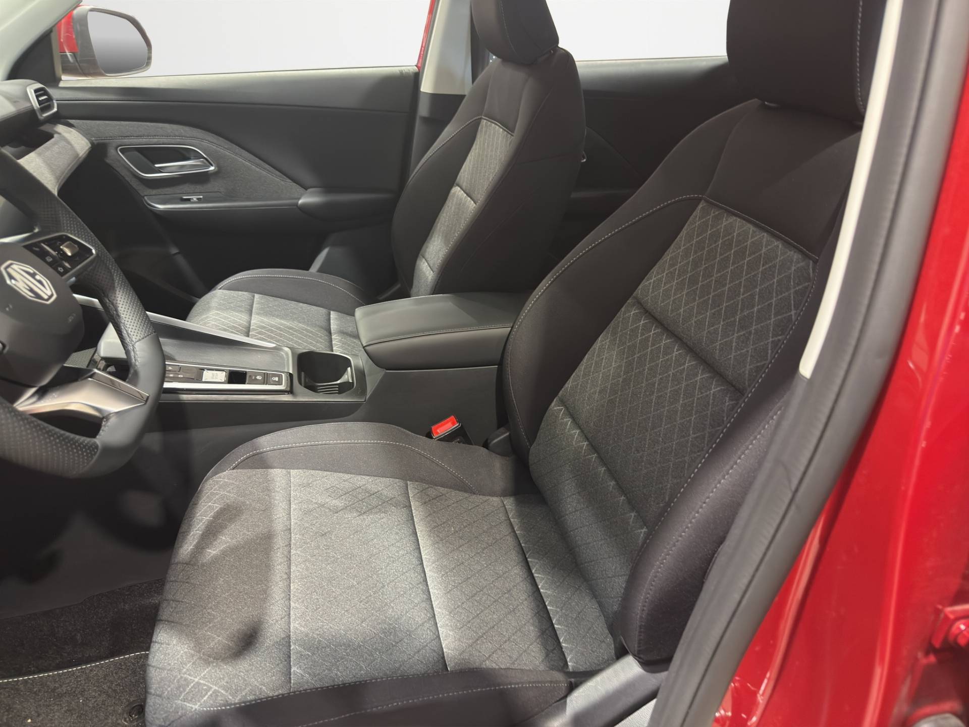 Auto Venduta - MG ZS ZS Hybrid+ 1.5 Comfort auto usata in pronta consegna - Brandini