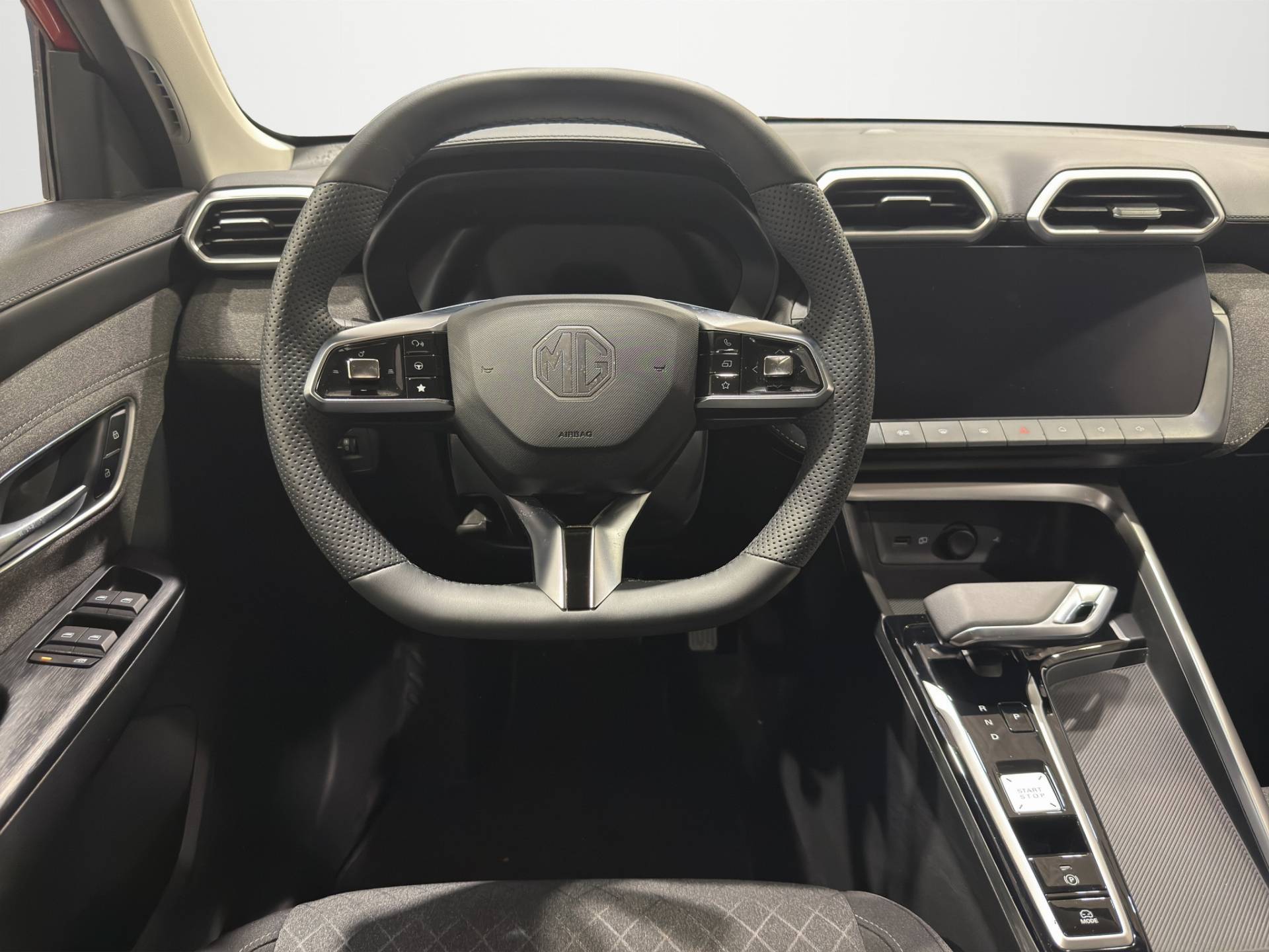 Auto Venduta - MG ZS ZS Hybrid+ 1.5 Comfort auto usata in pronta consegna - Brandini