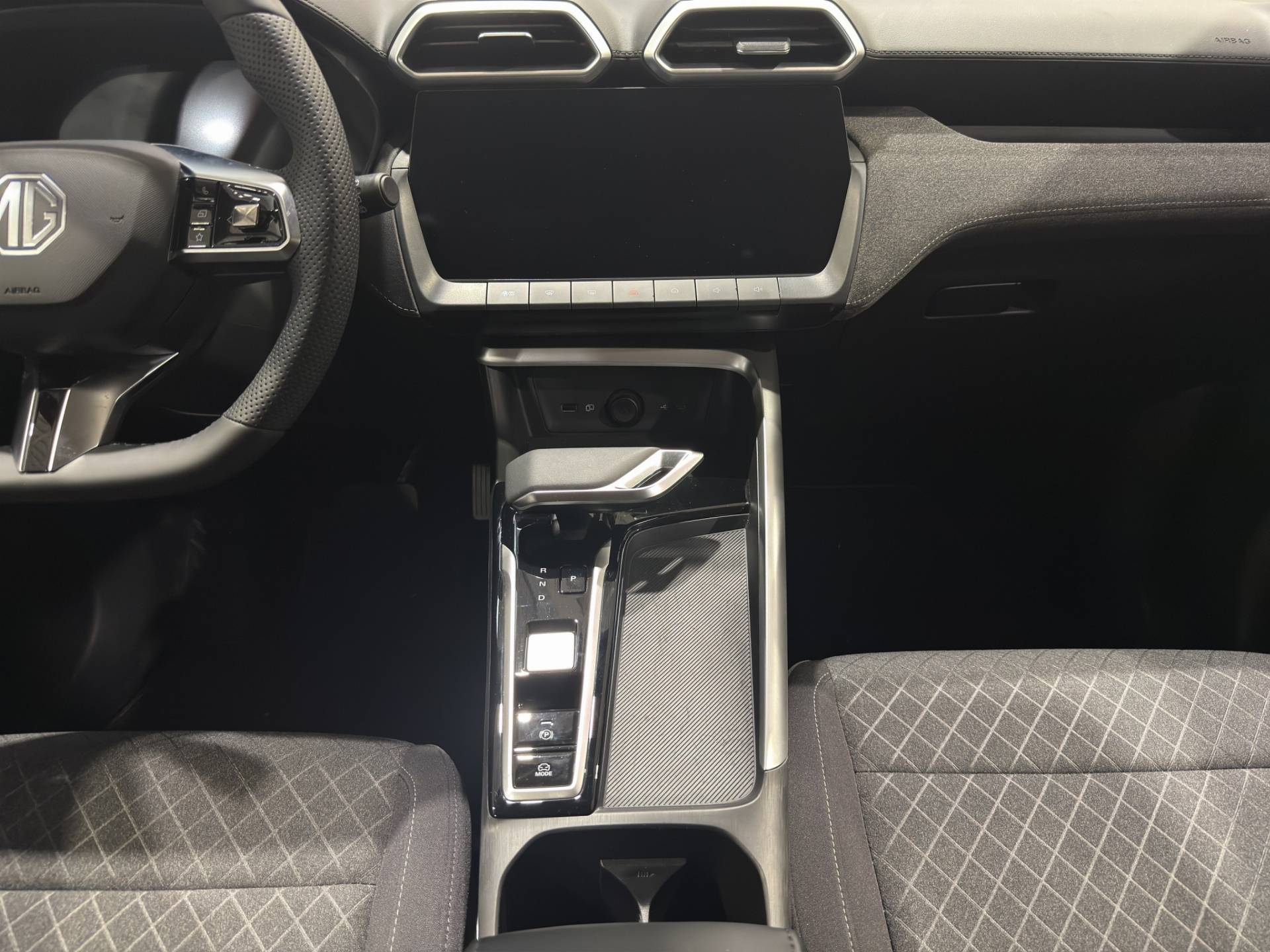 Auto Venduta - MG ZS ZS Hybrid+ 1.5 Comfort auto usata in pronta consegna - Brandini