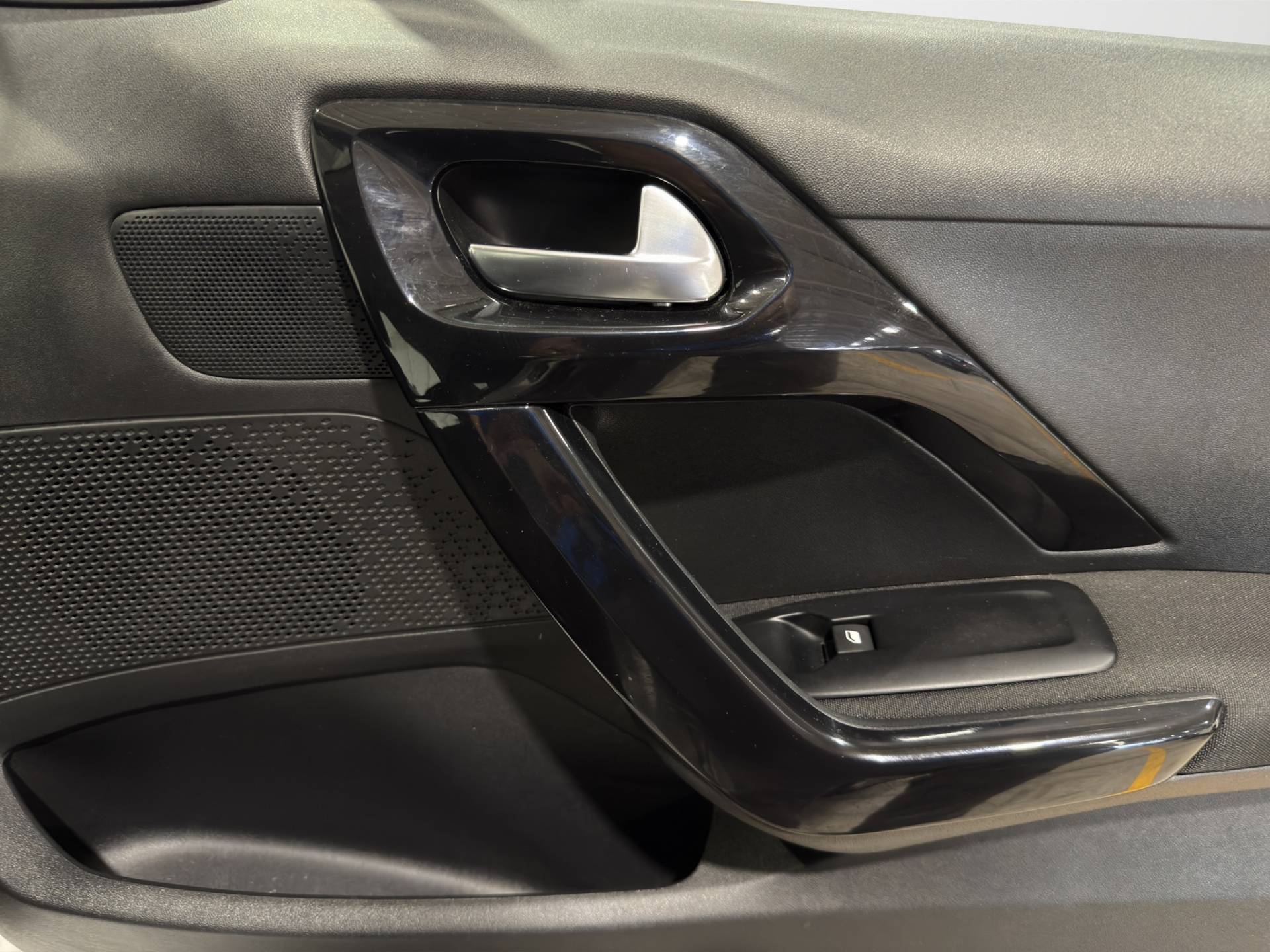 PEUGEOT 208 208 1.2 puretech Active s&s 82cv 5p neopatentati usata in pronta consegna - Brandini