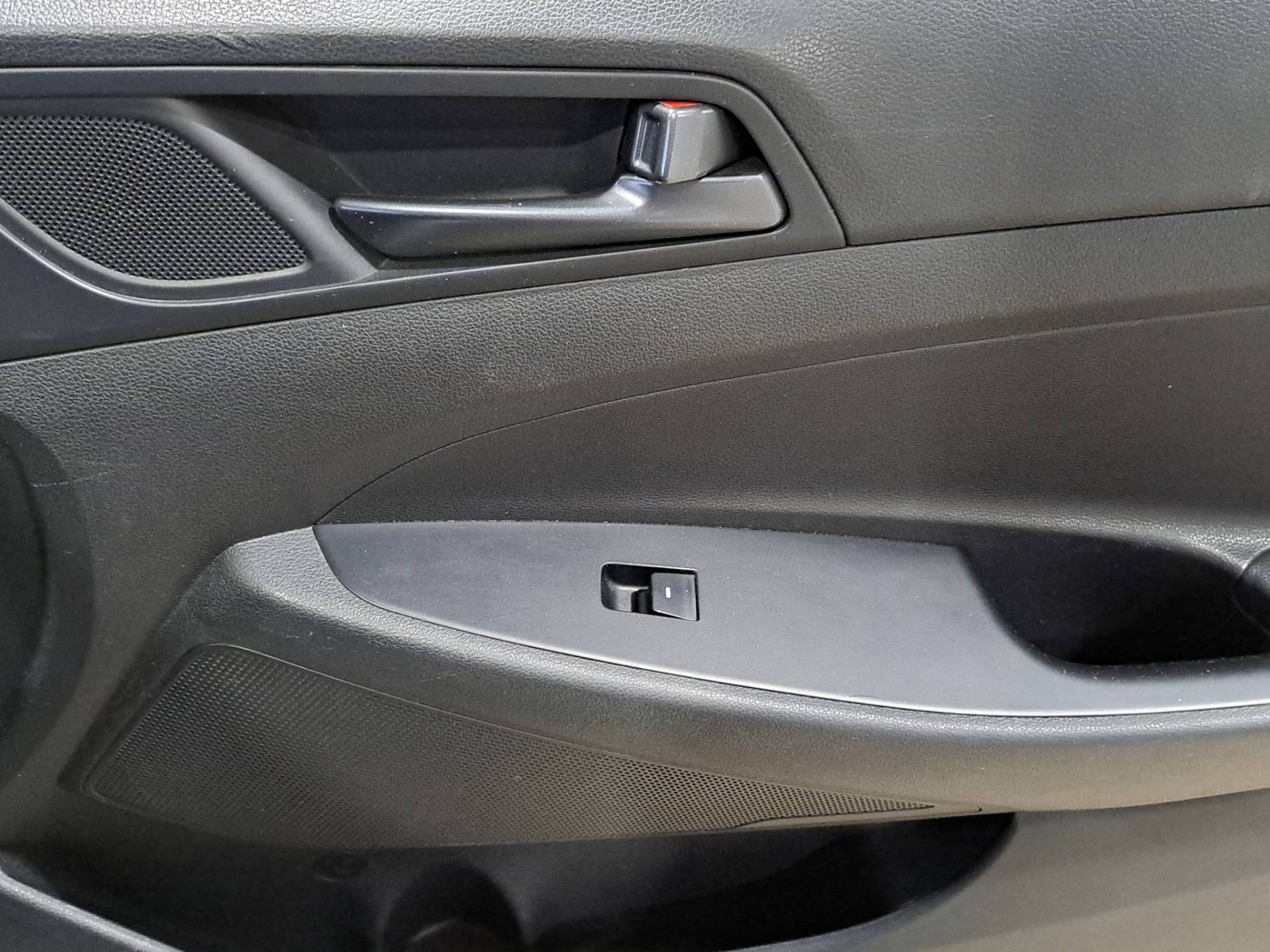 HYUNDAI Tucson Tucson 1.7 crdi Comfort 2wd 115cv usata in pronta consegna - Brandini