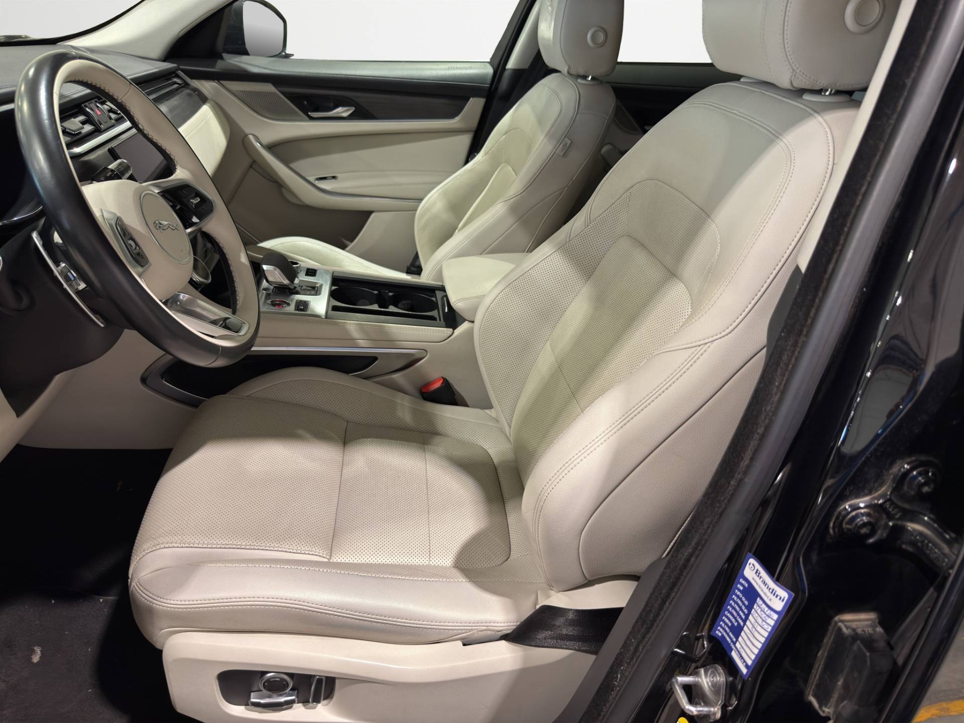 Auto Venduta - JAGUAR F-Pace F-Pace 2.0 D163 SE awd auto usata in pronta consegna - Brandini
