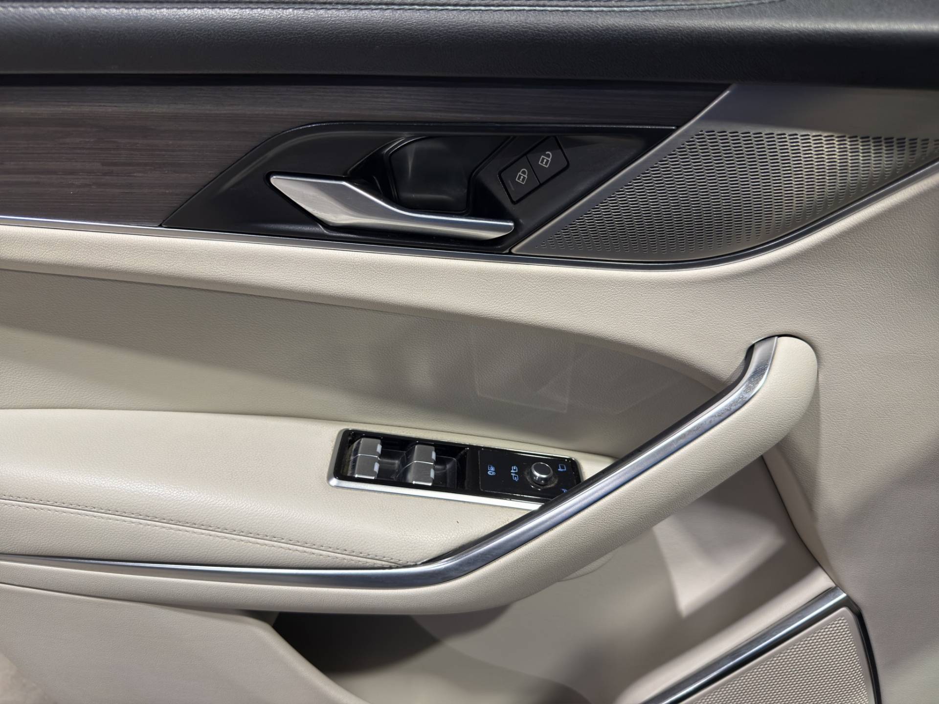 Auto Venduta - JAGUAR F-Pace F-Pace 2.0 D163 SE awd auto usata in pronta consegna - Brandini