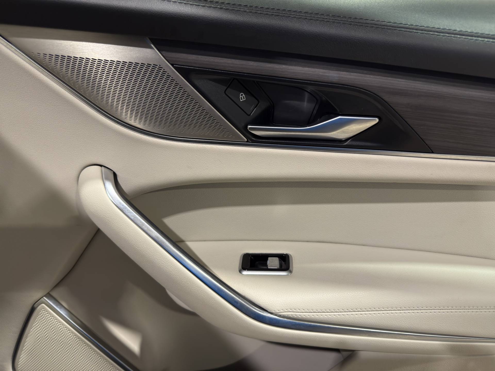 Auto Venduta - JAGUAR F-Pace F-Pace 2.0 D163 SE awd auto usata in pronta consegna - Brandini