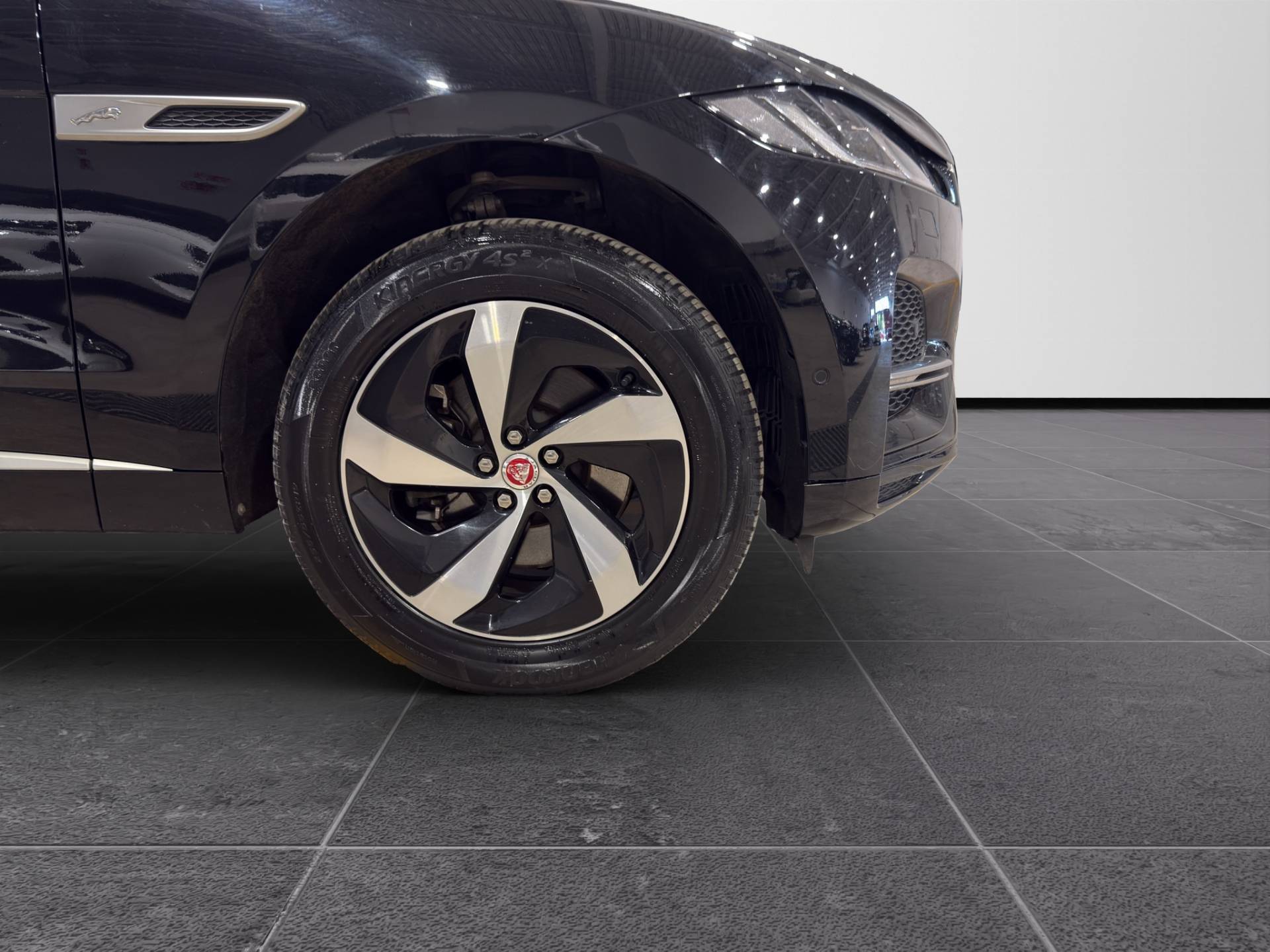 Auto Venduta - JAGUAR F-Pace F-Pace 2.0 D163 SE awd auto usata in pronta consegna - Brandini