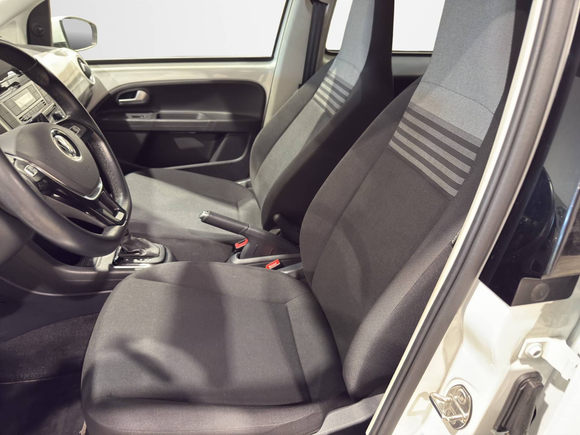 VOLKSWAGEN up! e-up! 5p my20 usata in pronta consegna - Brandini