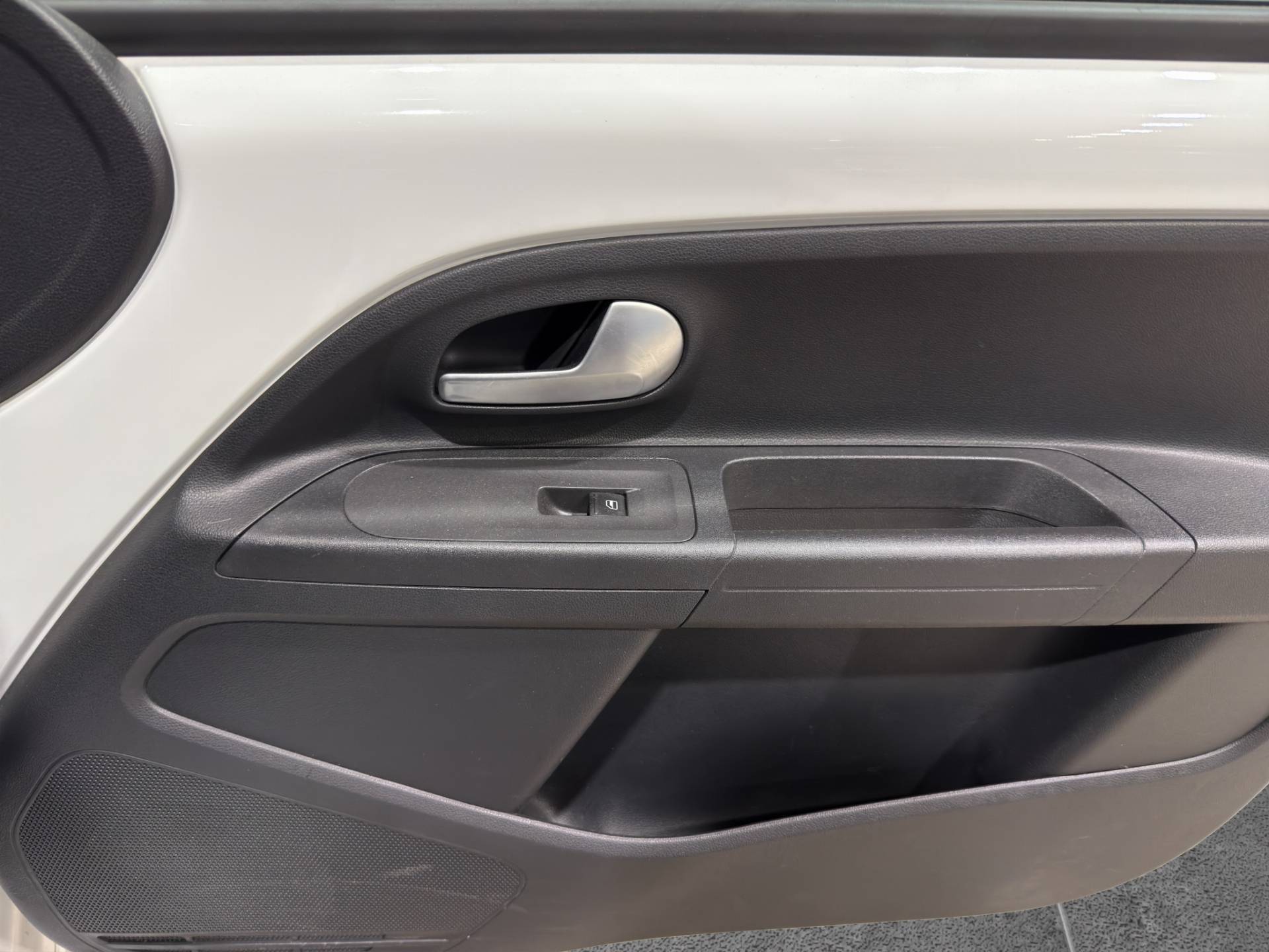VOLKSWAGEN up! e-up! 5p my20 usata in pronta consegna - Brandini