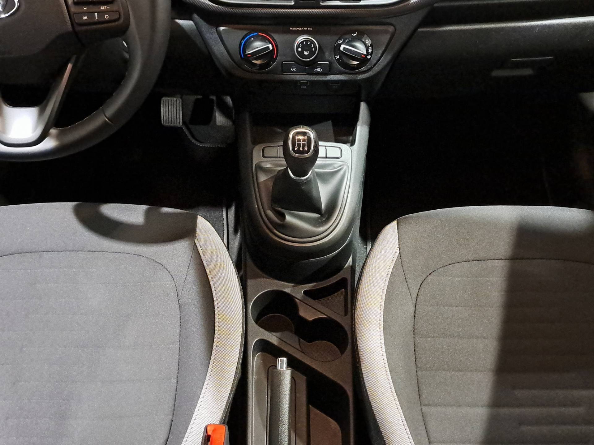 Auto Venduta - HYUNDAI I10 i10 1.0 mpi Tech Connect Pack usata in pronta consegna - Brandini