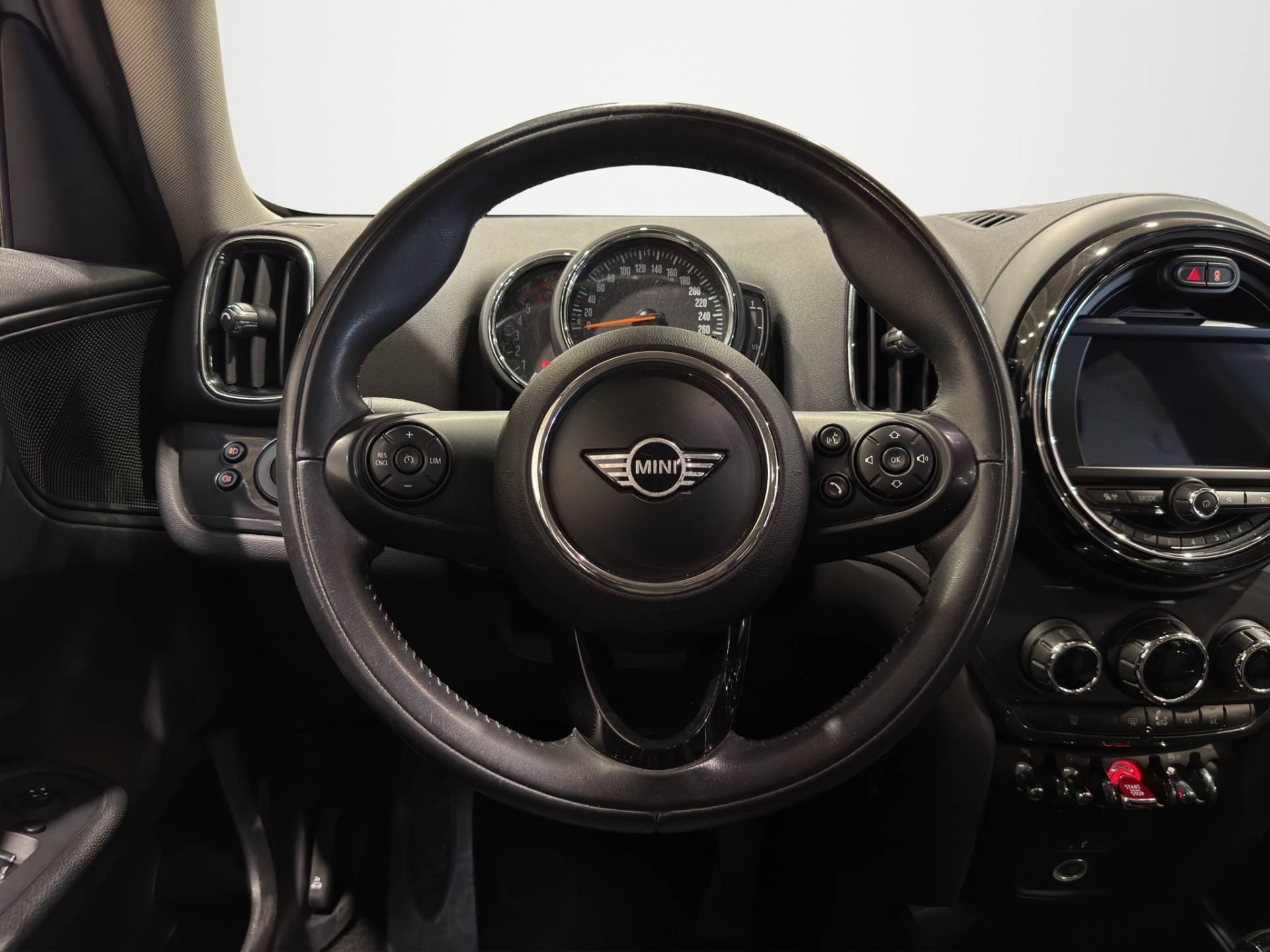 Auto Venduta - MINI Mini Countryman Mini Countryman 1.5 One D Business auto 7m usata in pronta consegna - Brandini