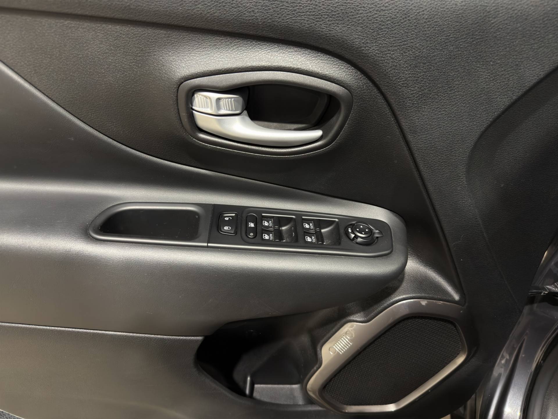 Auto Venduta - JEEP Renegade Renegade 1.5 turbo t4 mhev Summit 2wd dct usata in pronta consegna - Brandini
