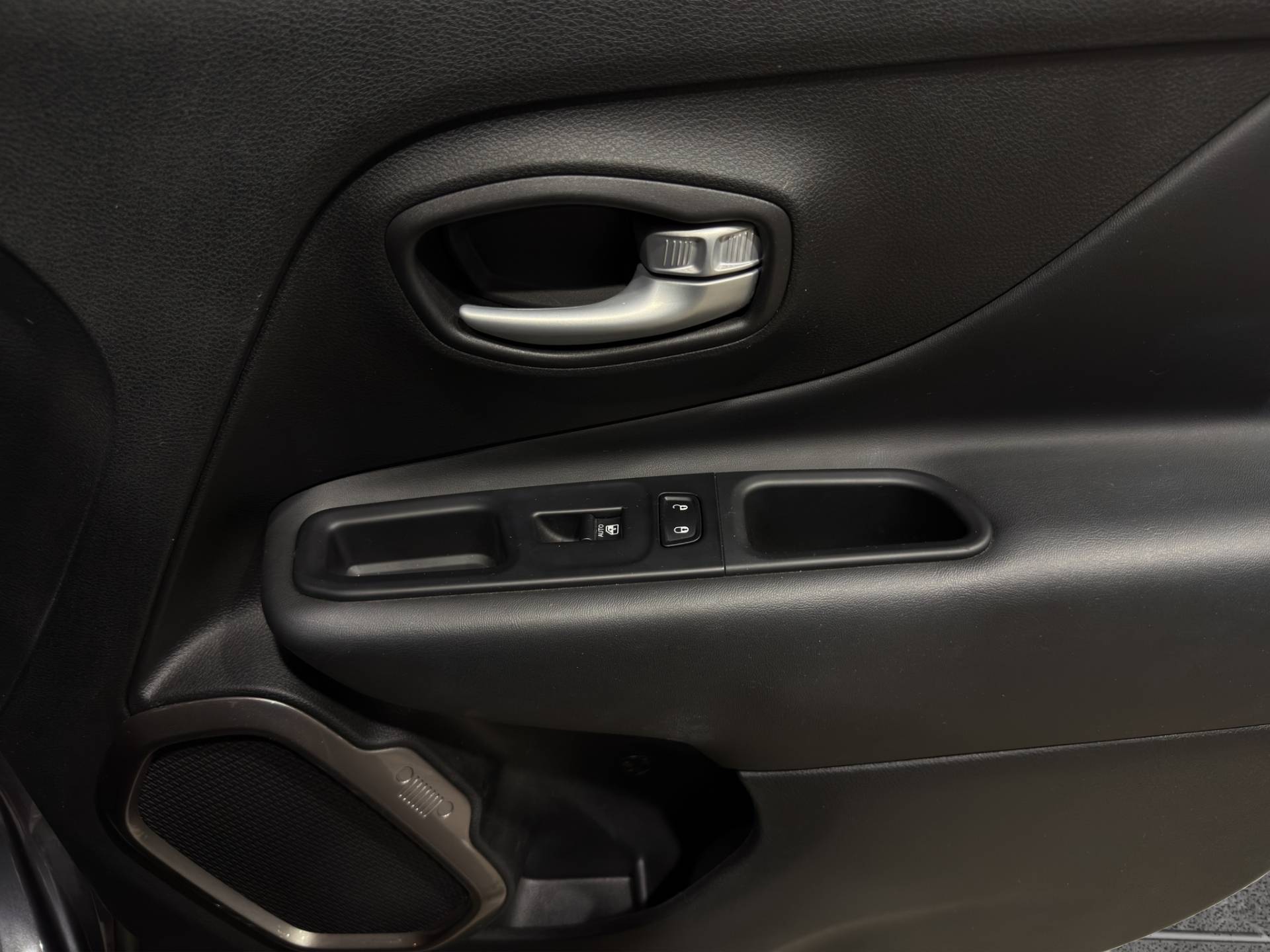 Auto Venduta - JEEP Renegade Renegade 1.5 turbo t4 mhev Summit 2wd dct usata in pronta consegna - Brandini