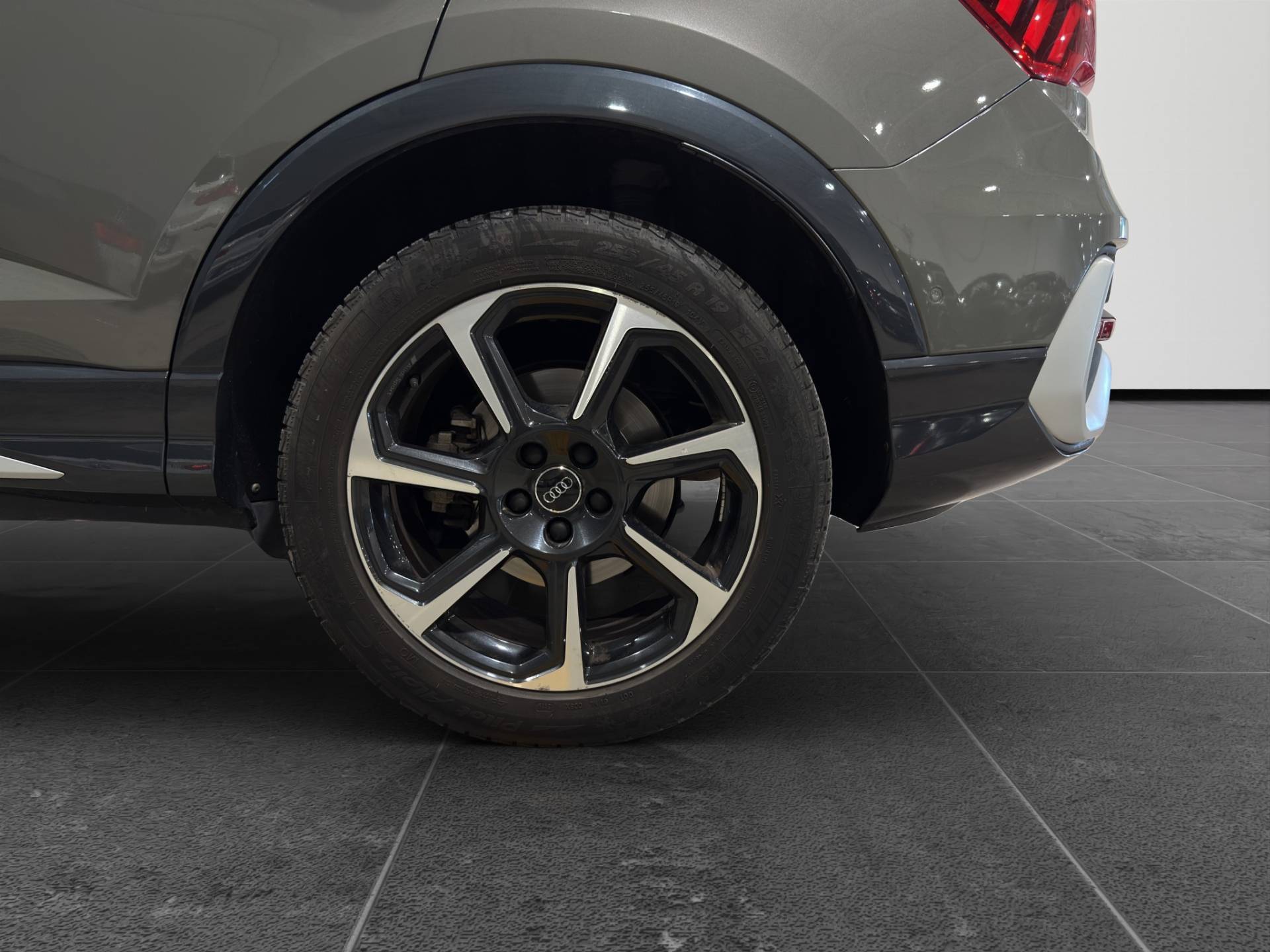 AUDI Q3 Q3 Sportback 45 2.0 tfsi S Line Edition quattro s-tronic usata in pronta consegna - Brandini