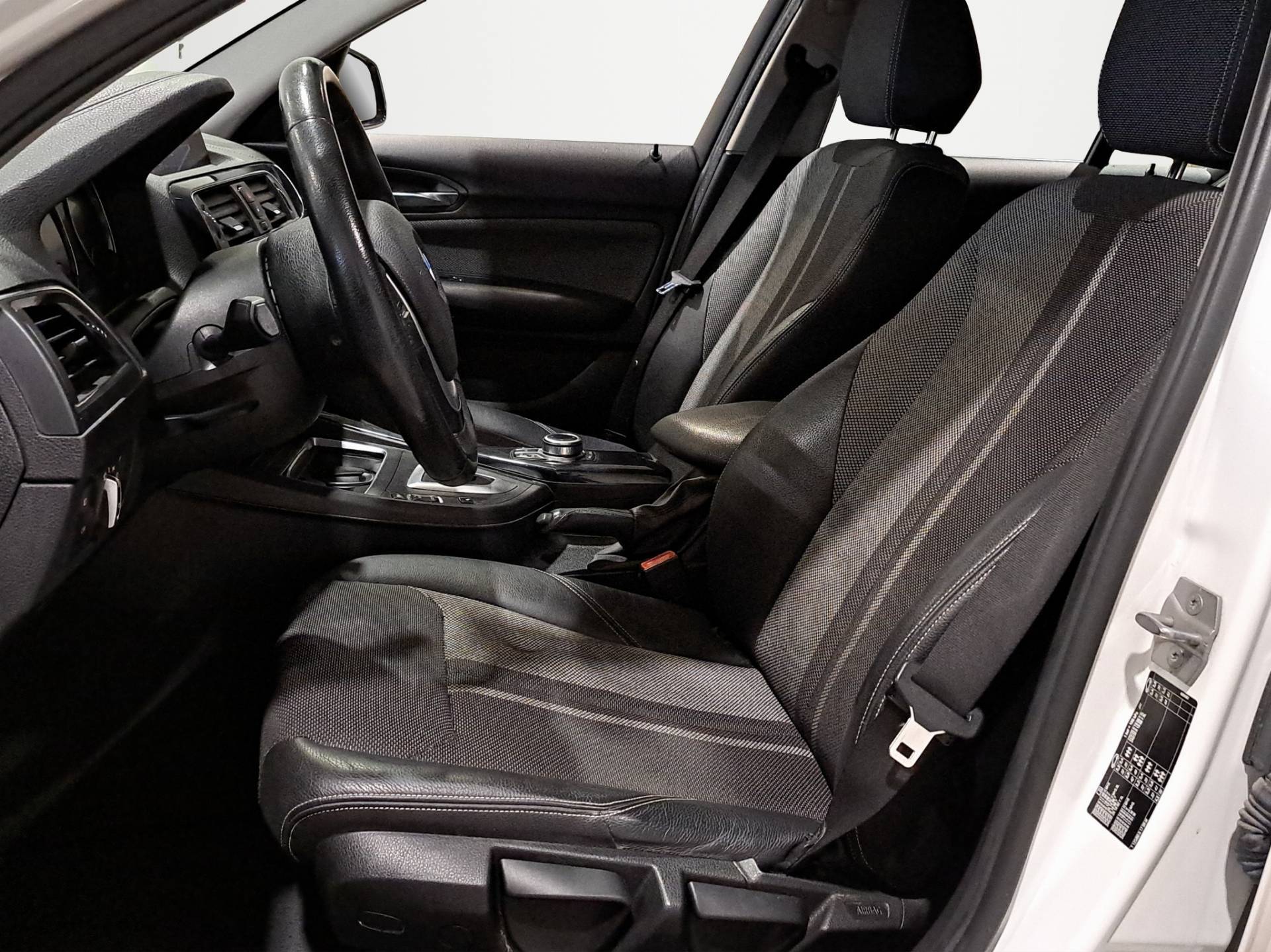 BMW Serie 1 118d Urban 5p auto usata in pronta consegna - Brandini