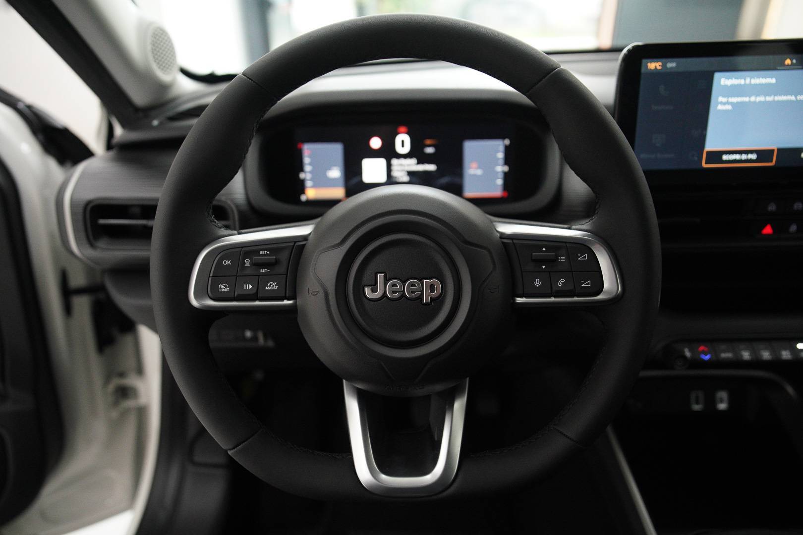 JEEP Avenger Avenger 1.2 turbo Altitude fwd 100cv usata in pronta consegna - Brandini