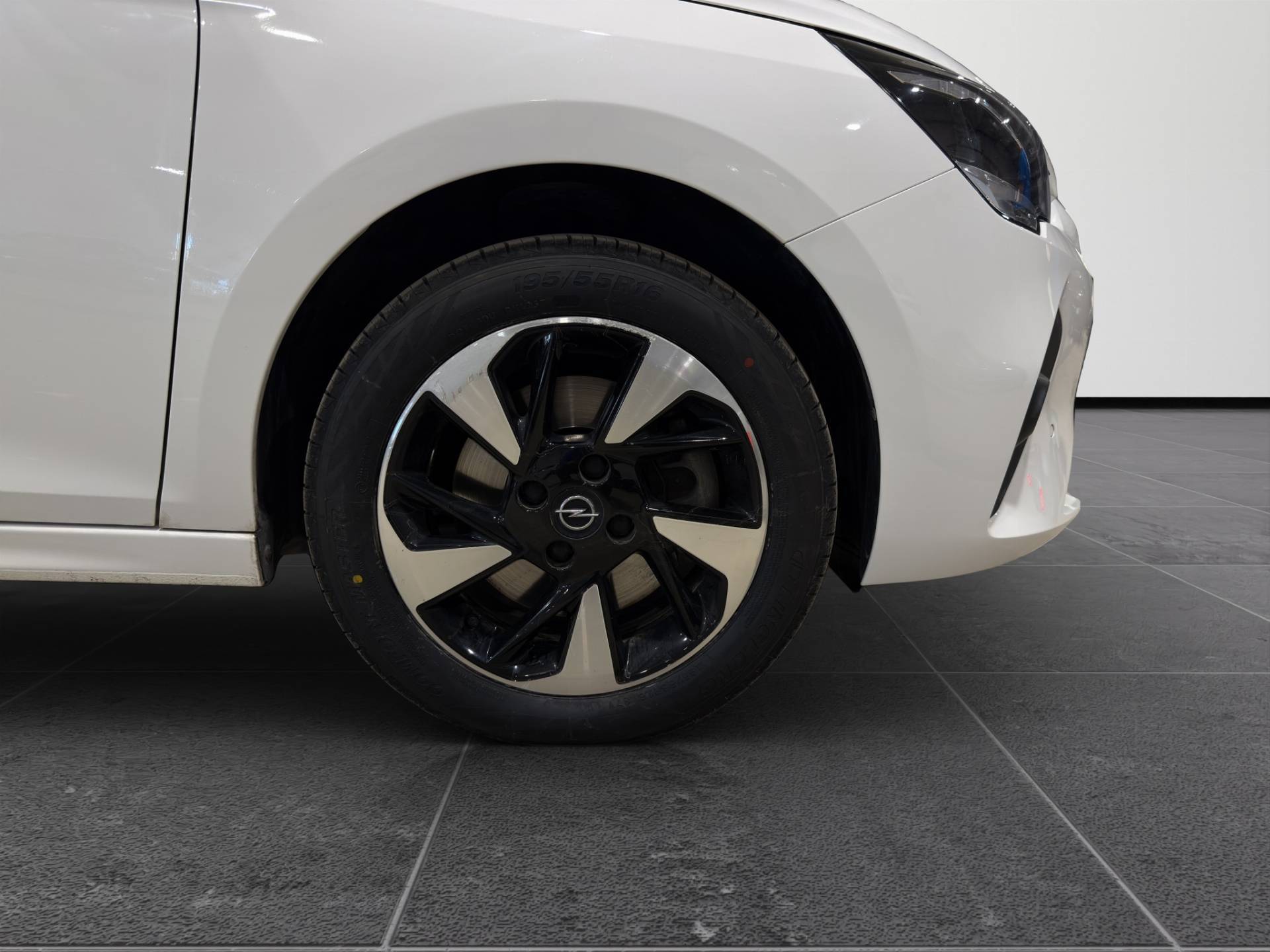 Auto Venduta - OPEL Corsa Corsa e- Elegance usata in pronta consegna - Brandini