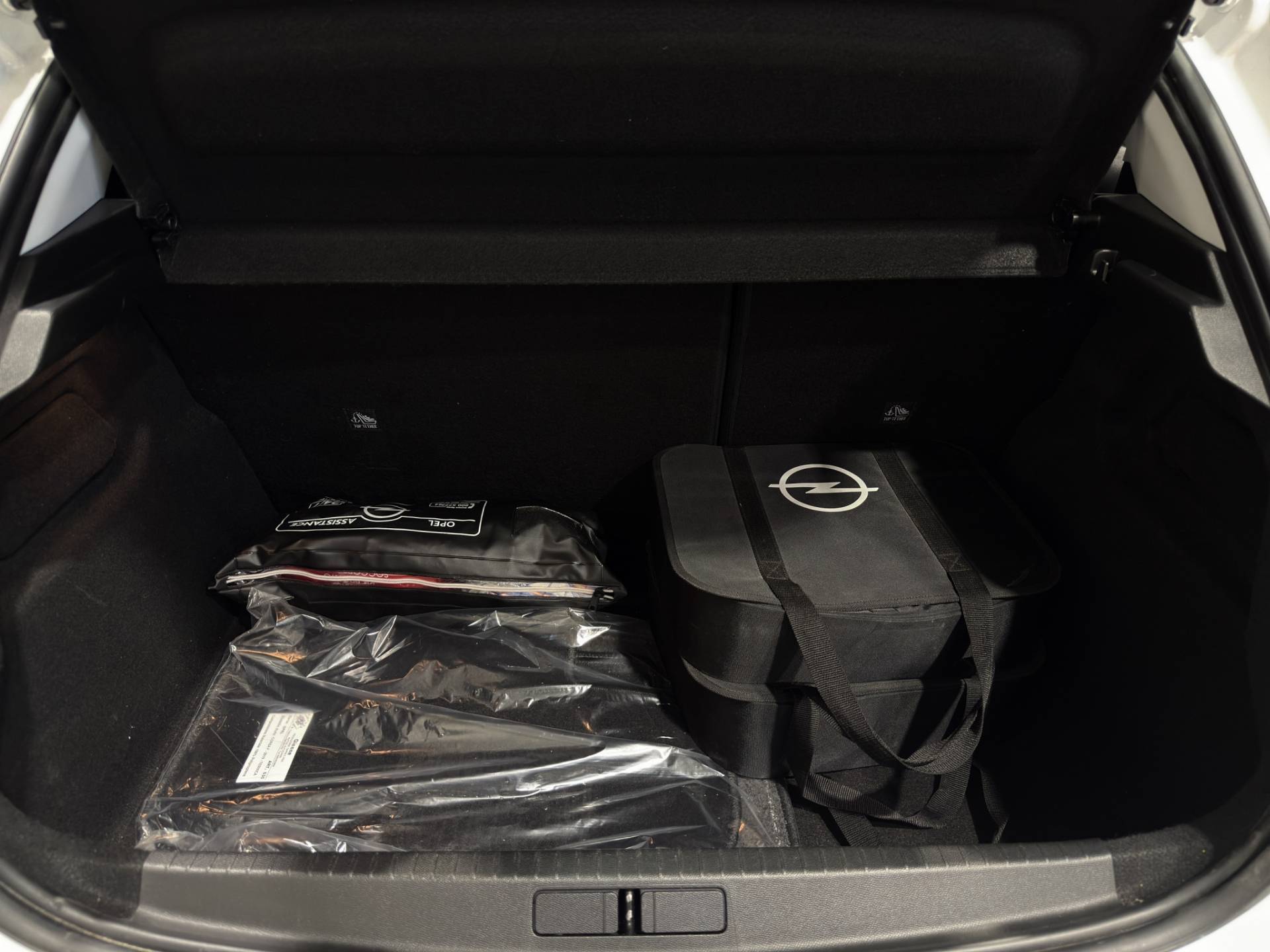 Auto Venduta - OPEL Corsa Corsa e- Elegance usata in pronta consegna - Brandini