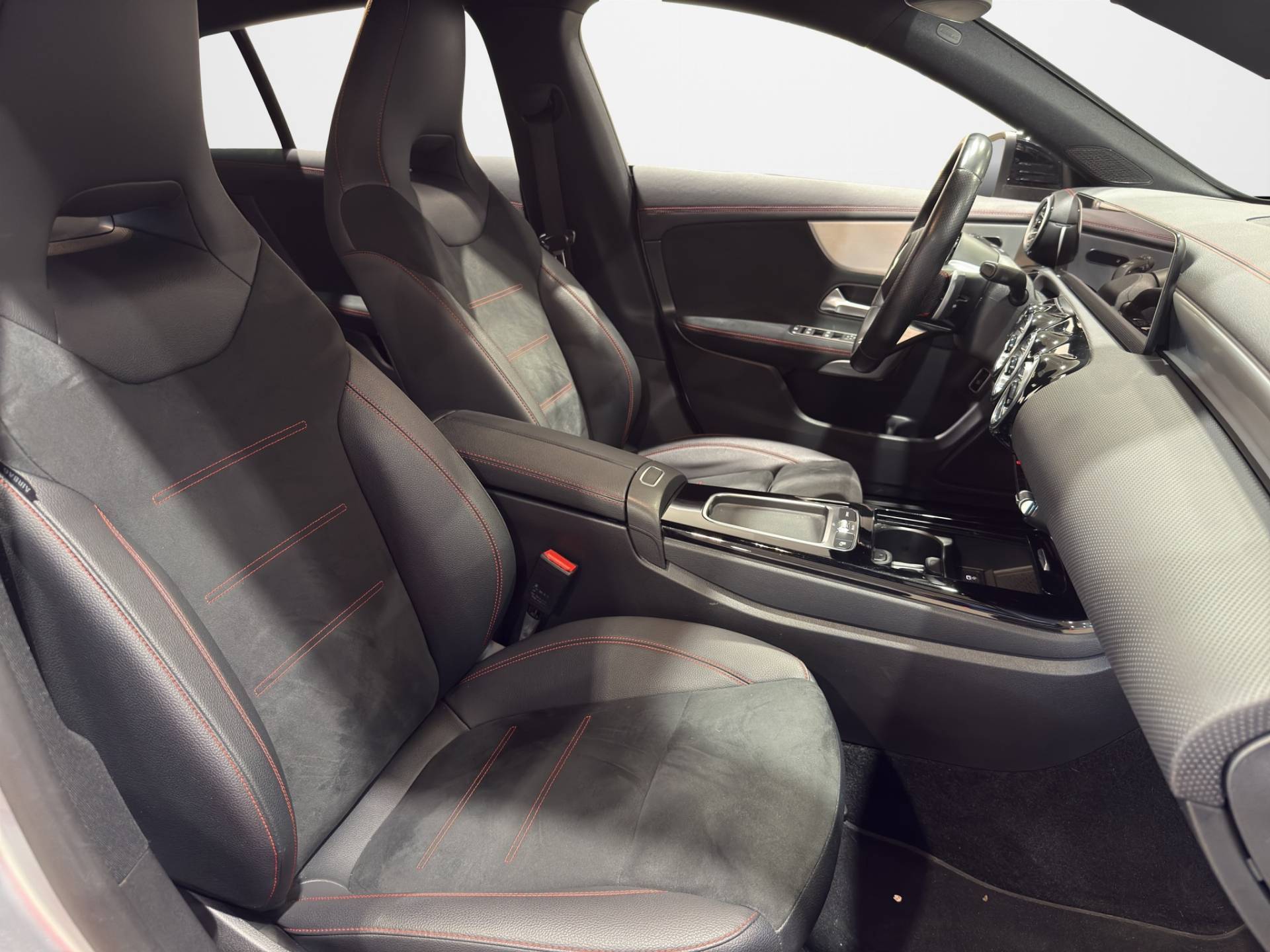 MERCEDES CLA CLA Shooting Brake 200 d AMG Line Advanced Plus auto usata in pronta consegna - Brandini